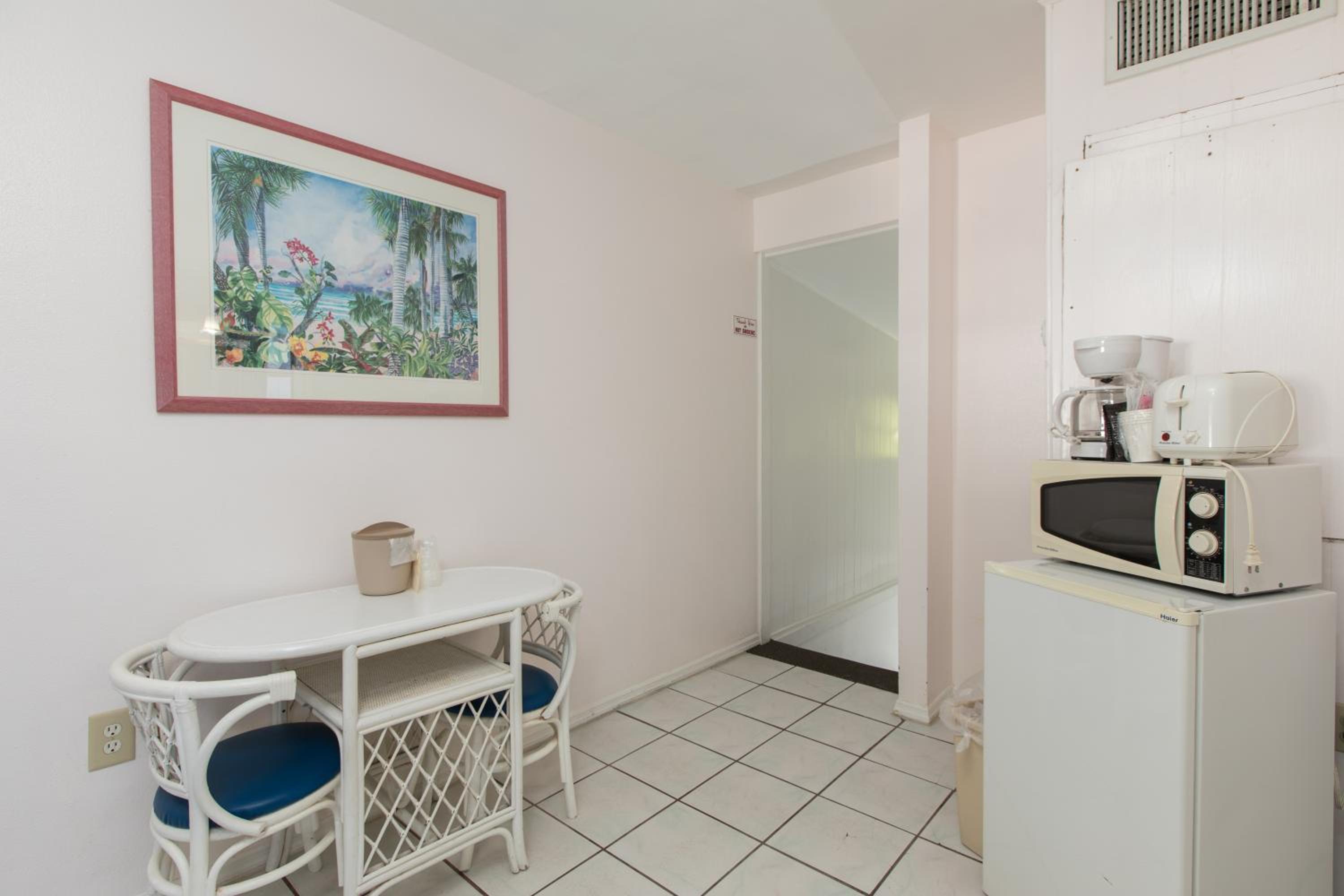 Queen Suite photo 1