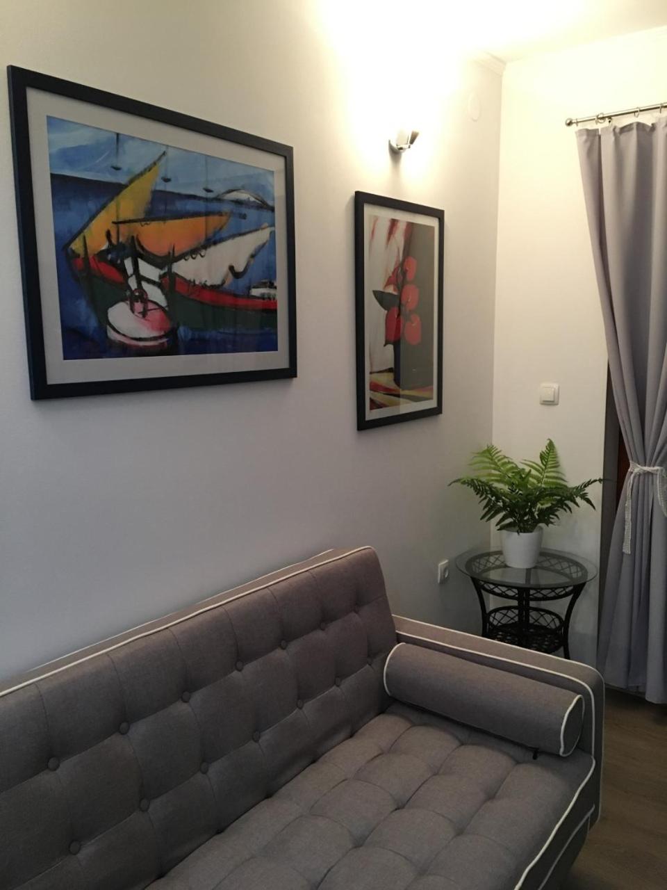Apartment with Sea View - Photo 7