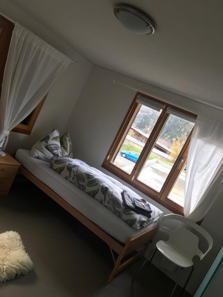 Twin Room - Photo 7