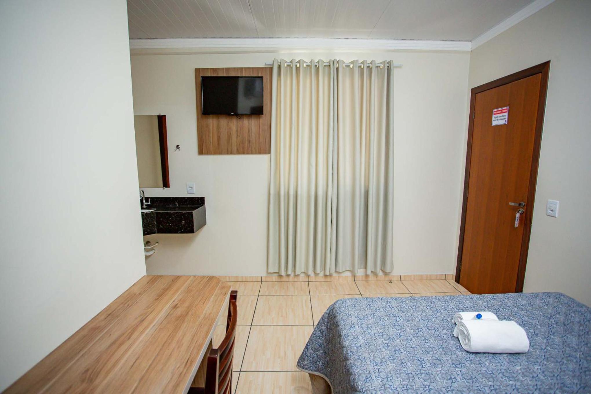 Double or Twin Room photo 2