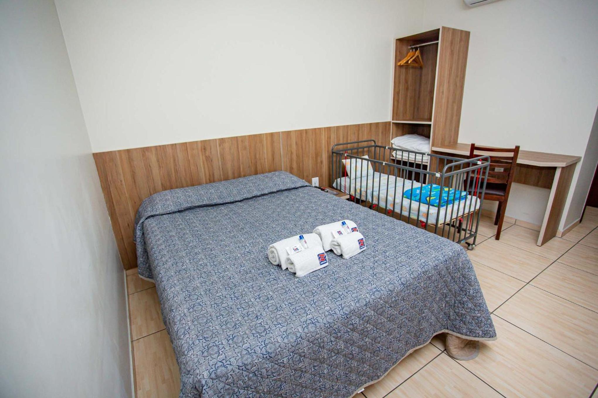 Deluxe Room (2 Adults + 1 Child) photo 2