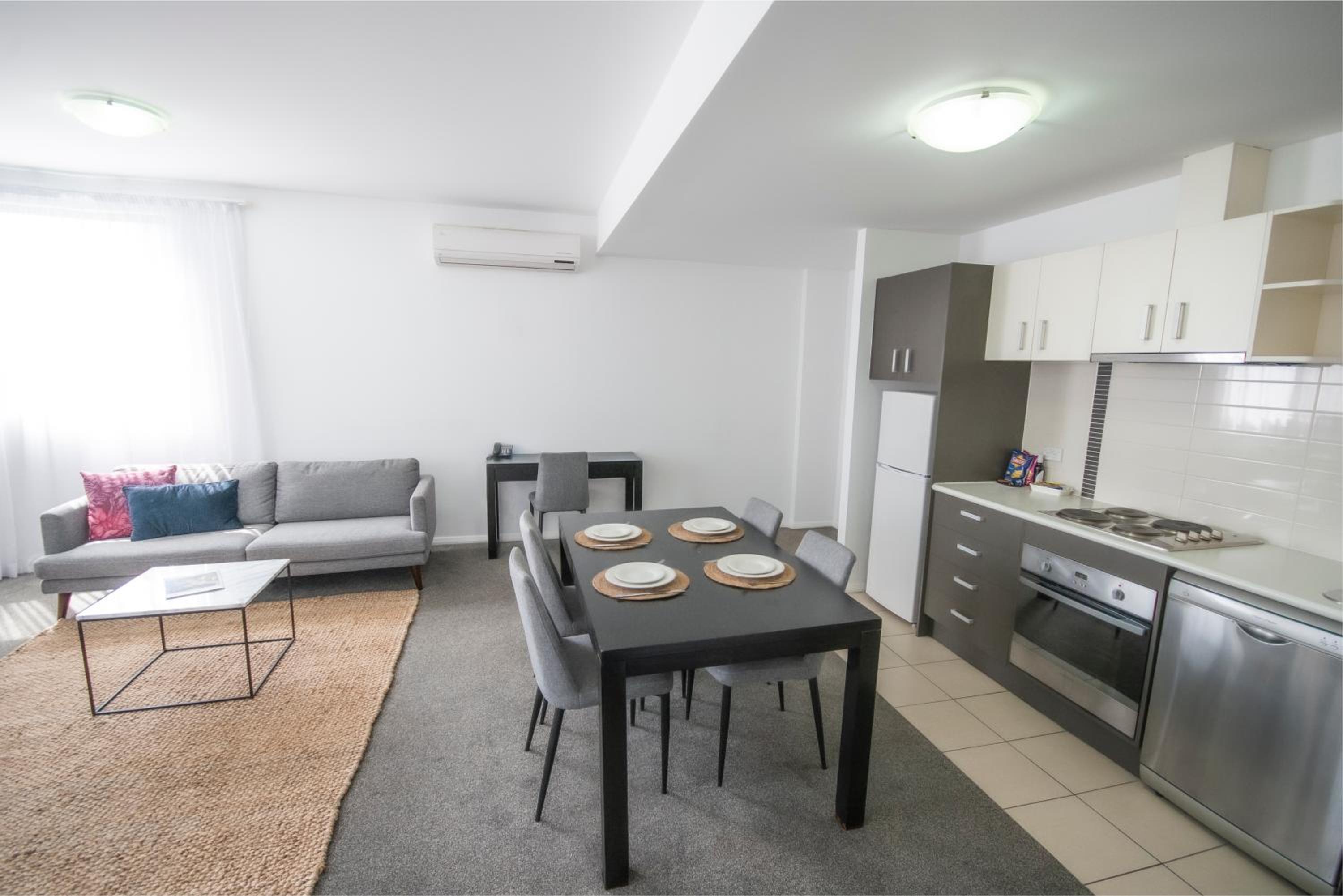 Superior Two-Bedroom Apartment with Balcony thumbnail 5