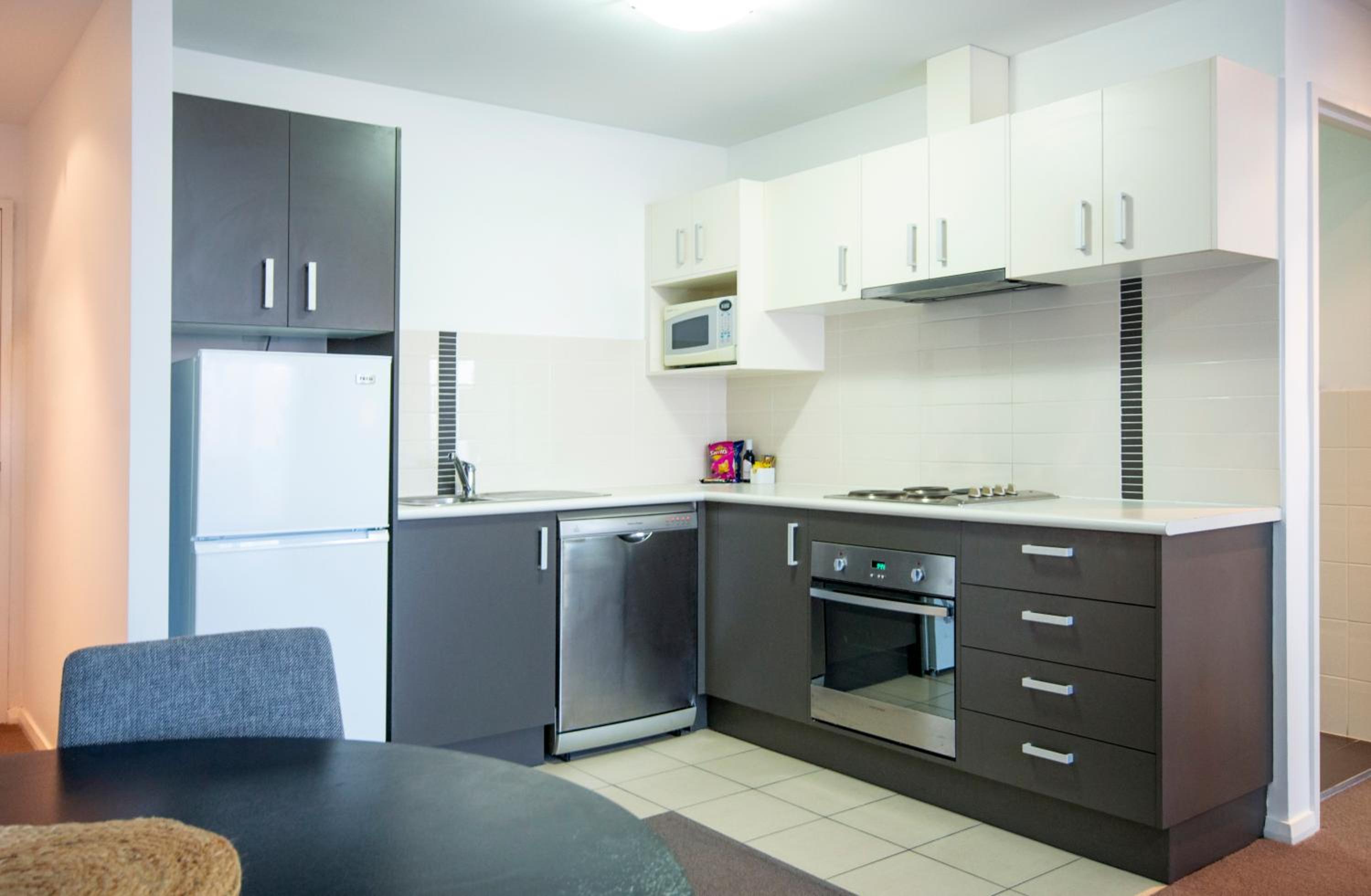 Superior One-Bedroom Apartment