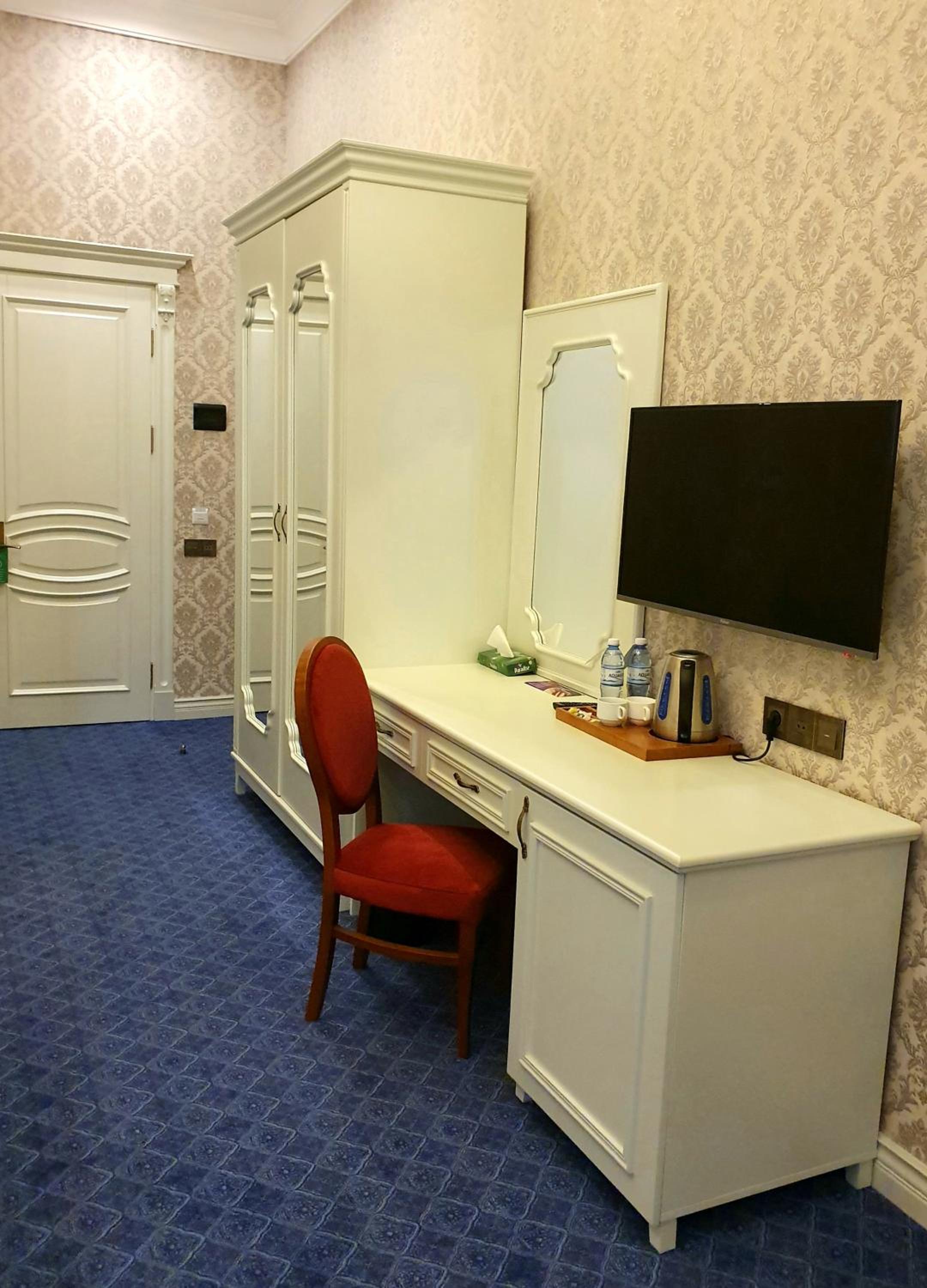 Standard Double or Twin Room photo 3