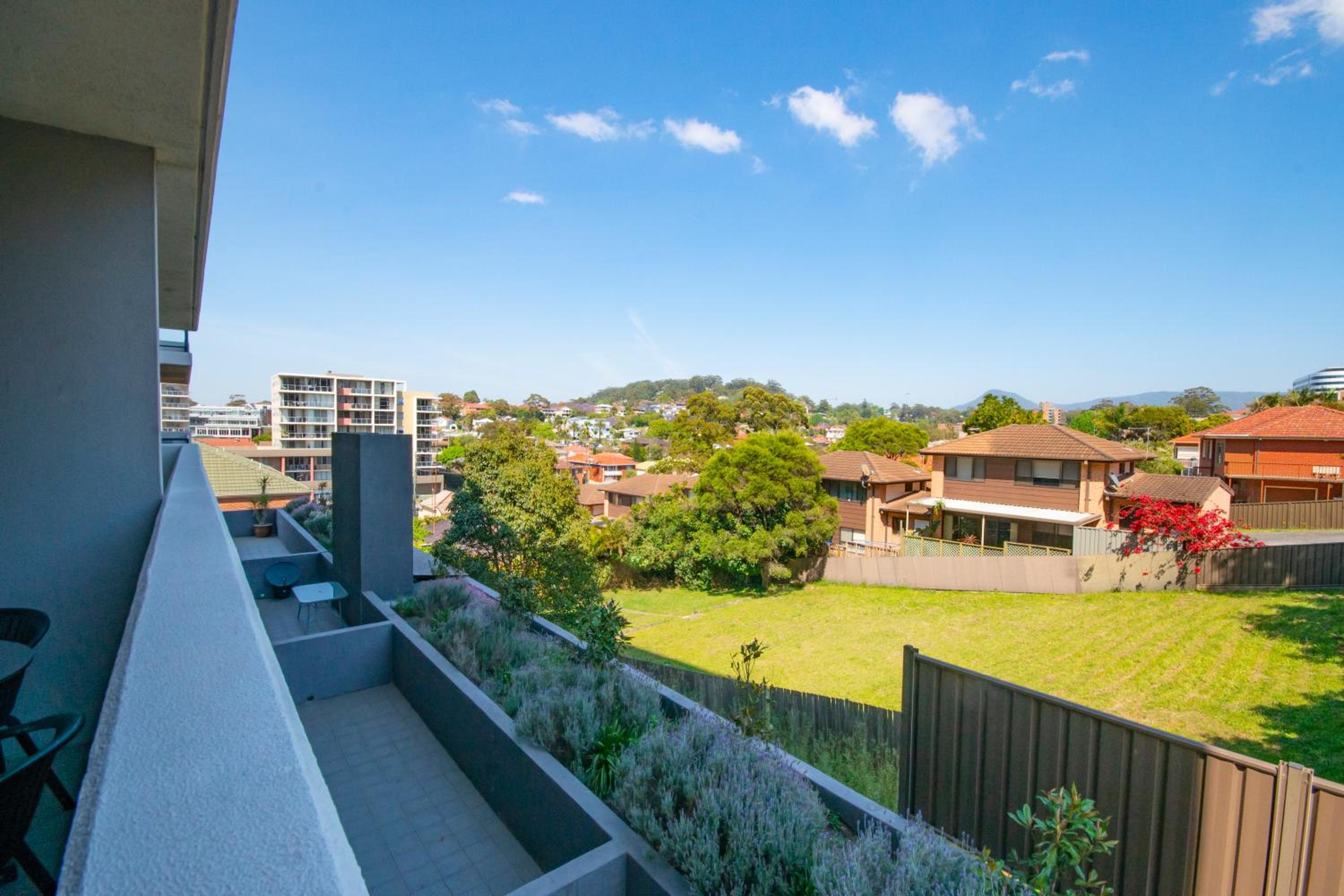 Superior One-Bedroom Apartment with Balcony