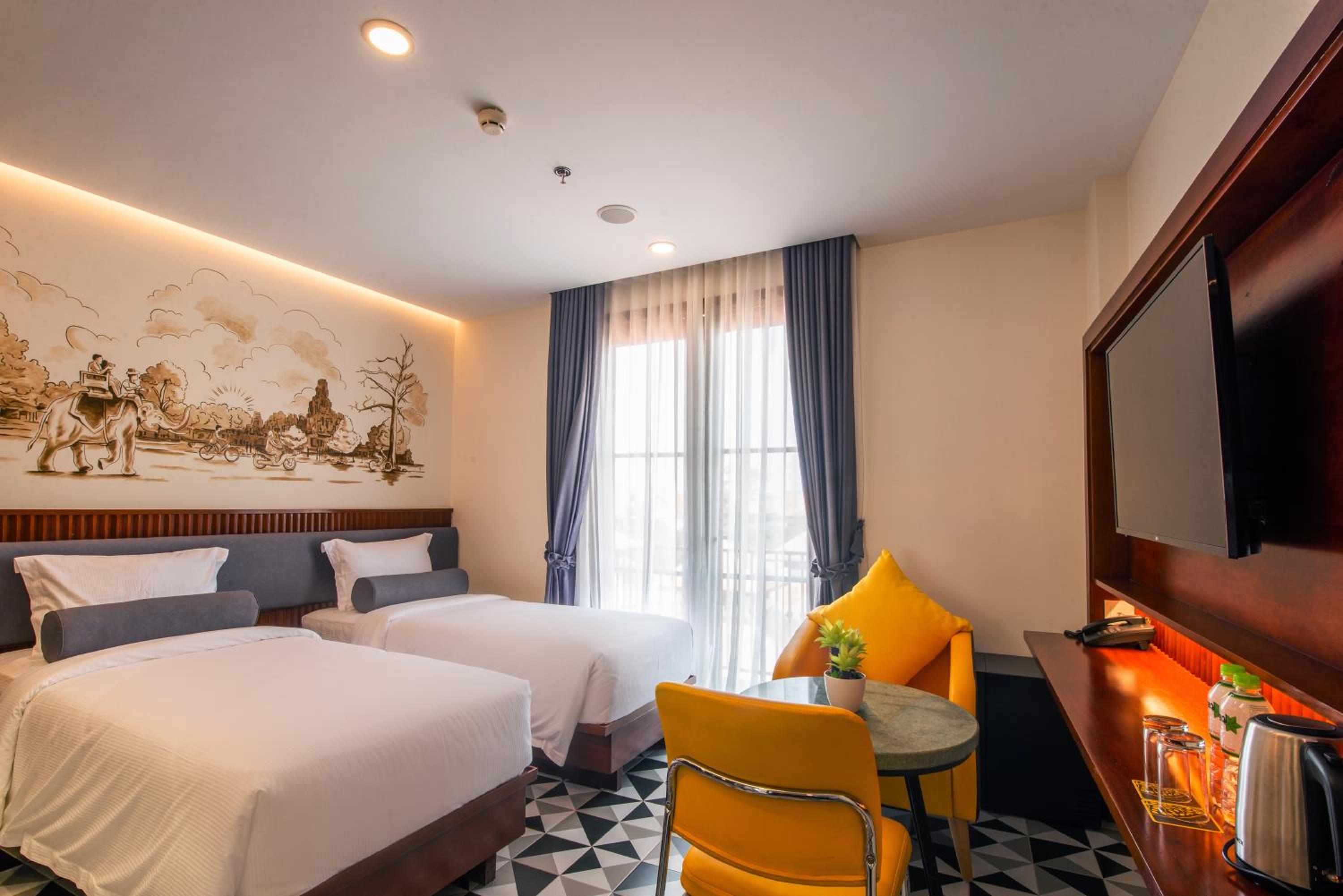 Twin Room with Private Bathroom - Photo 2