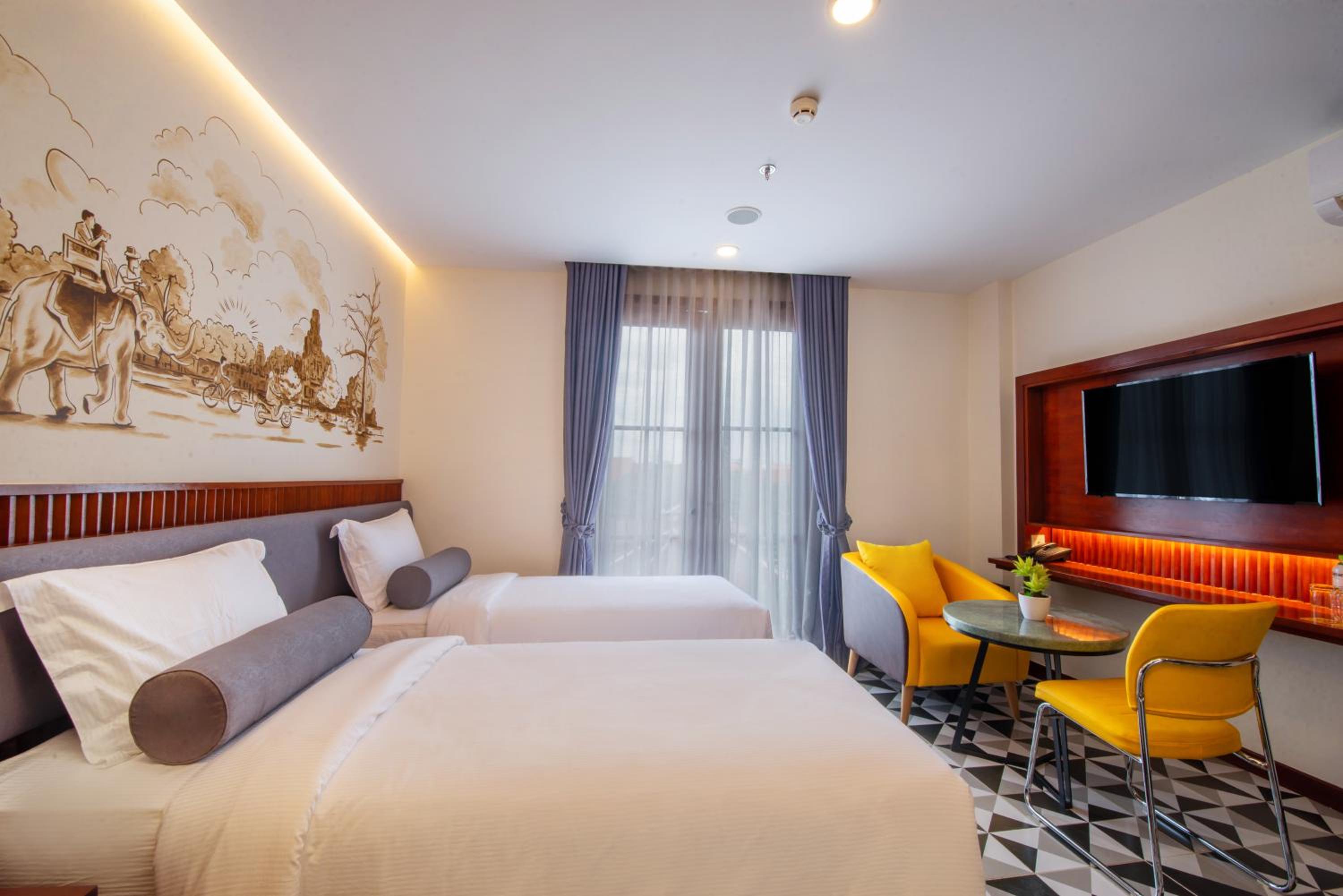 Twin Room with Private Bathroom - Photo 1
