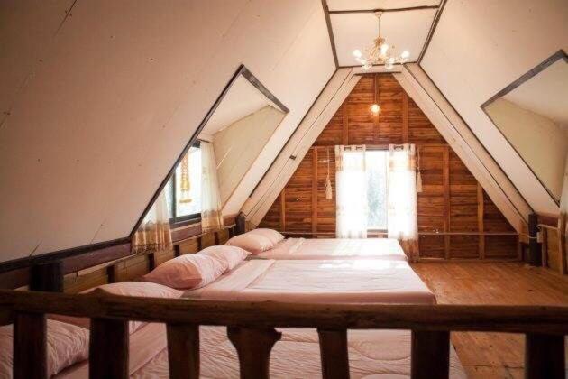 Deluxe King Room - Photo 1