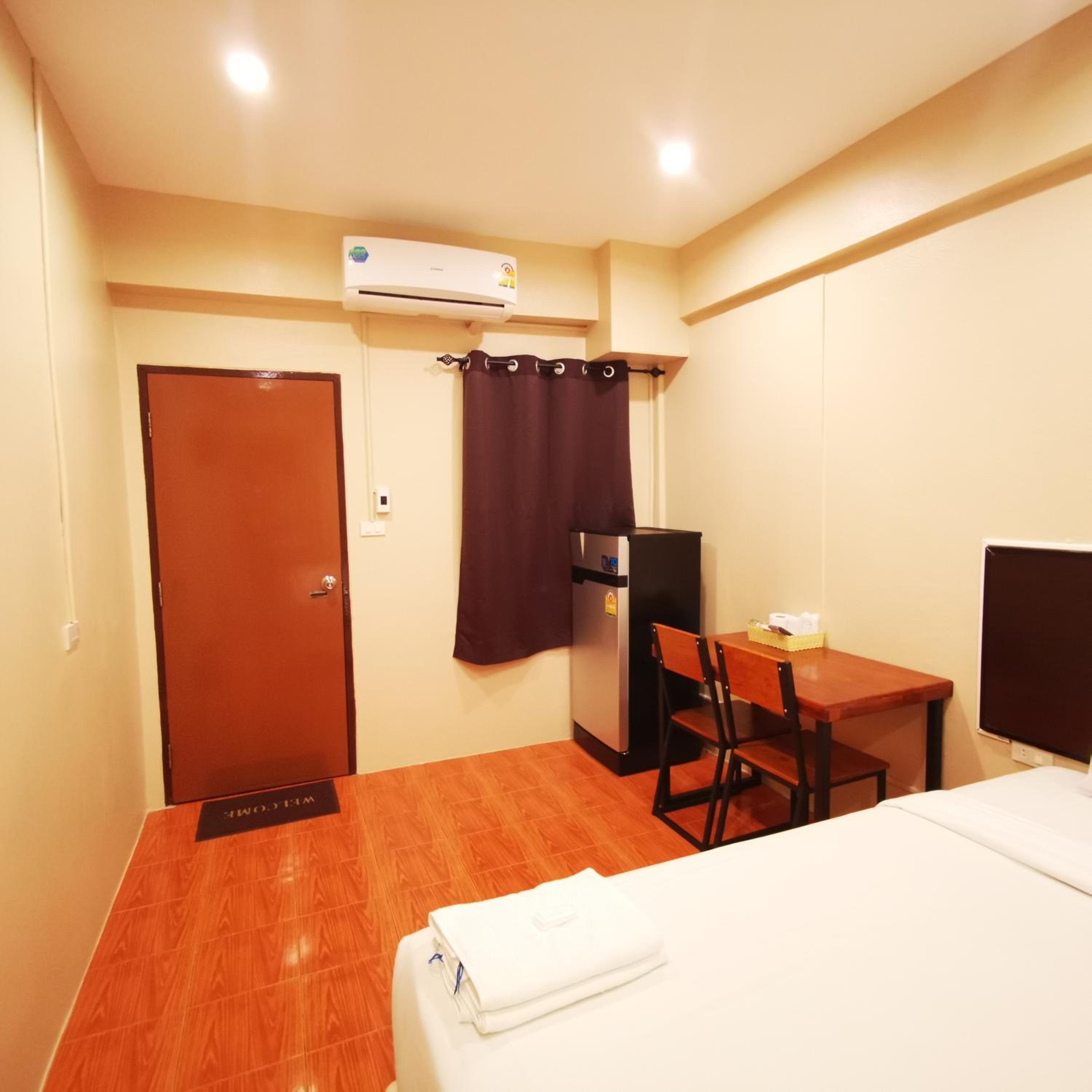 Standard Twin Room photo 3
