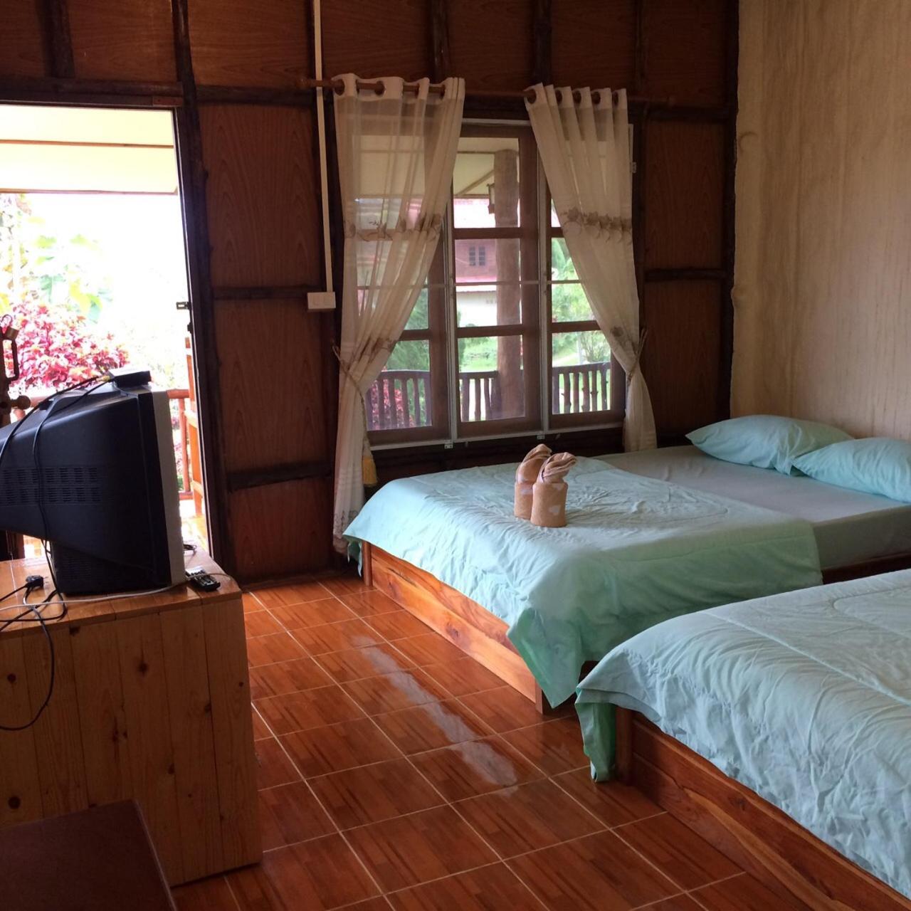 Family Bungalow - Photo 3
