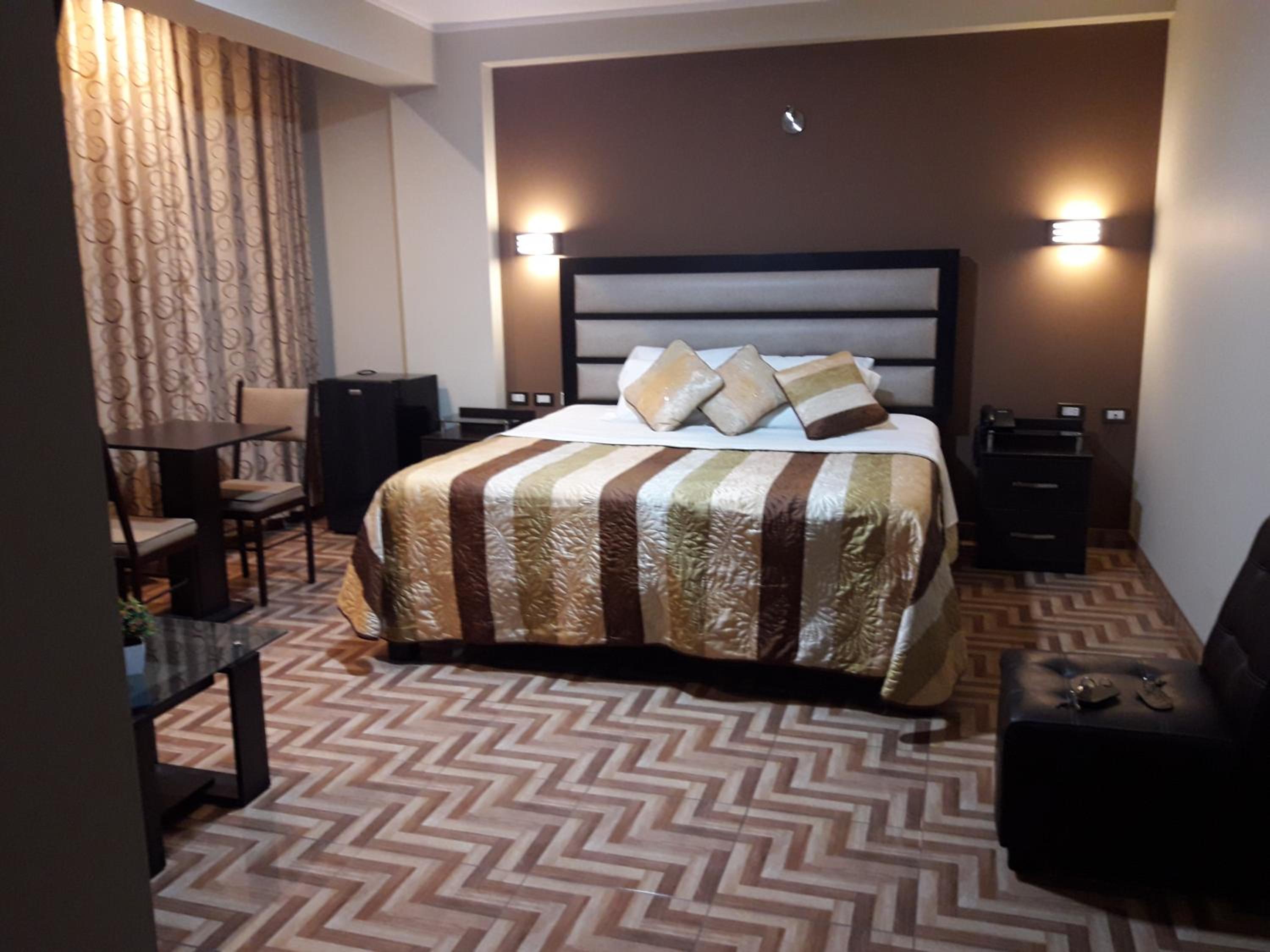 Double Room with Private Bathroom photo 3