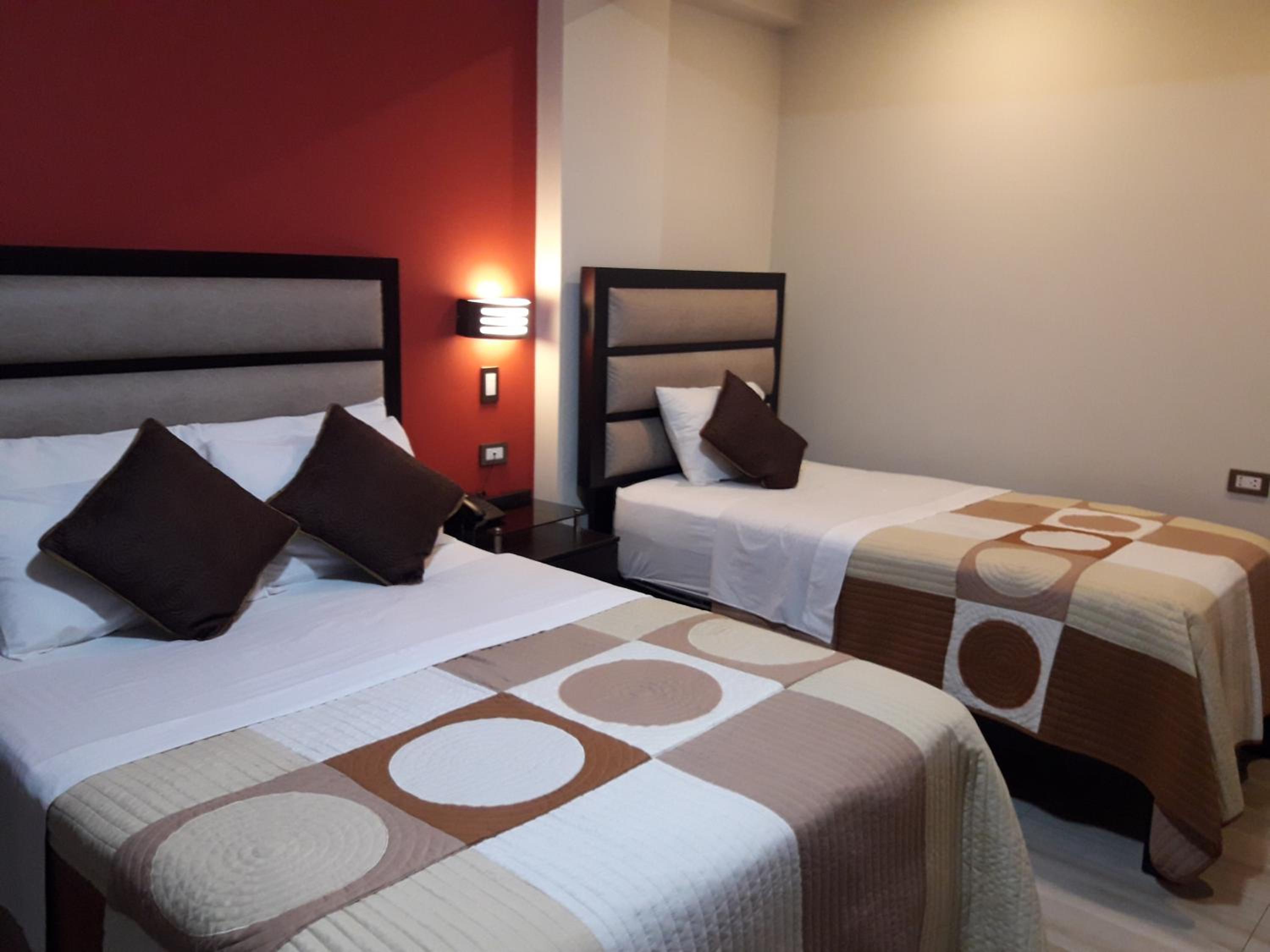 Triple Room with Private Bathroom photo 2
