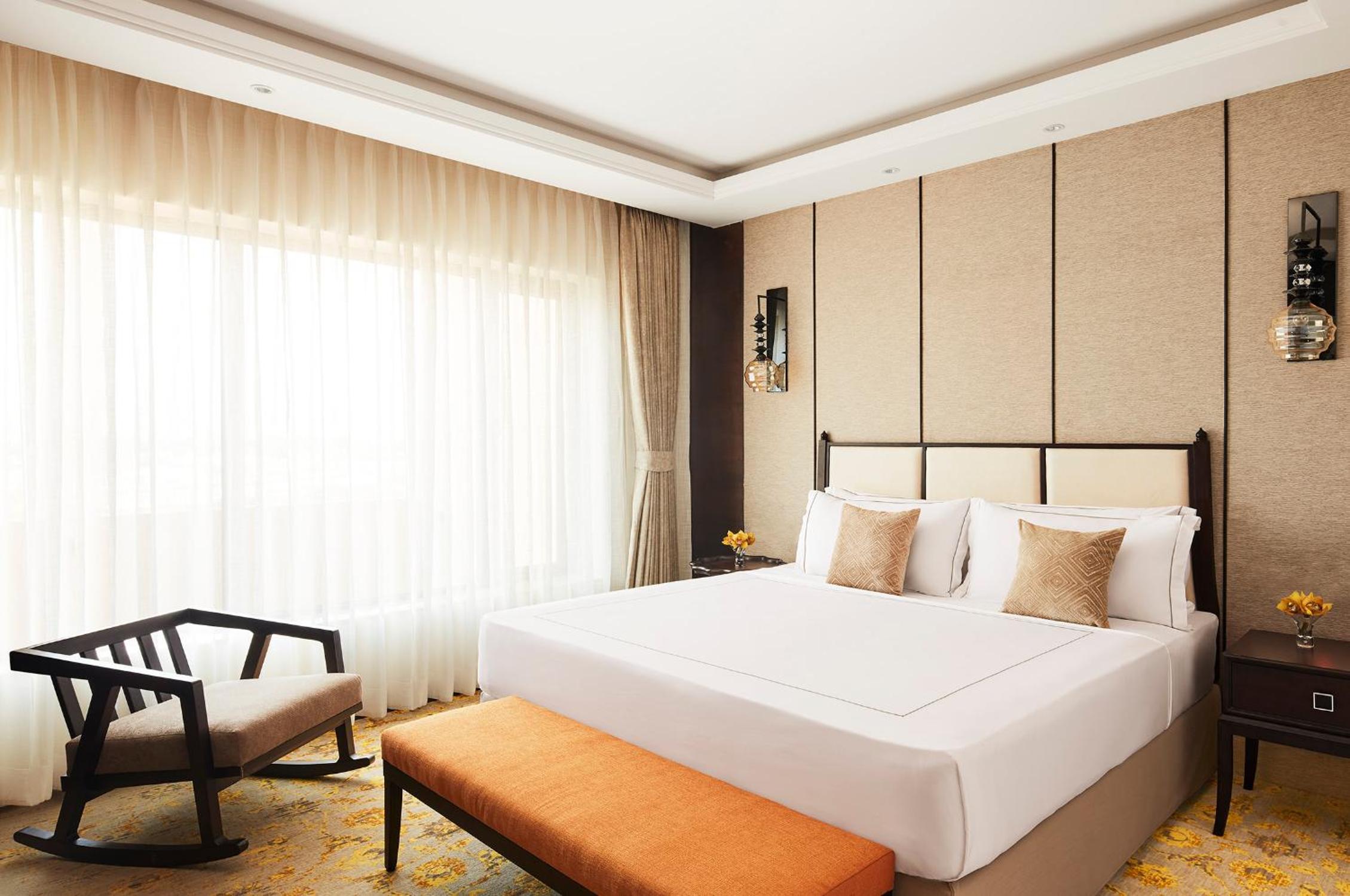 Deluxe Suite - Photo 2