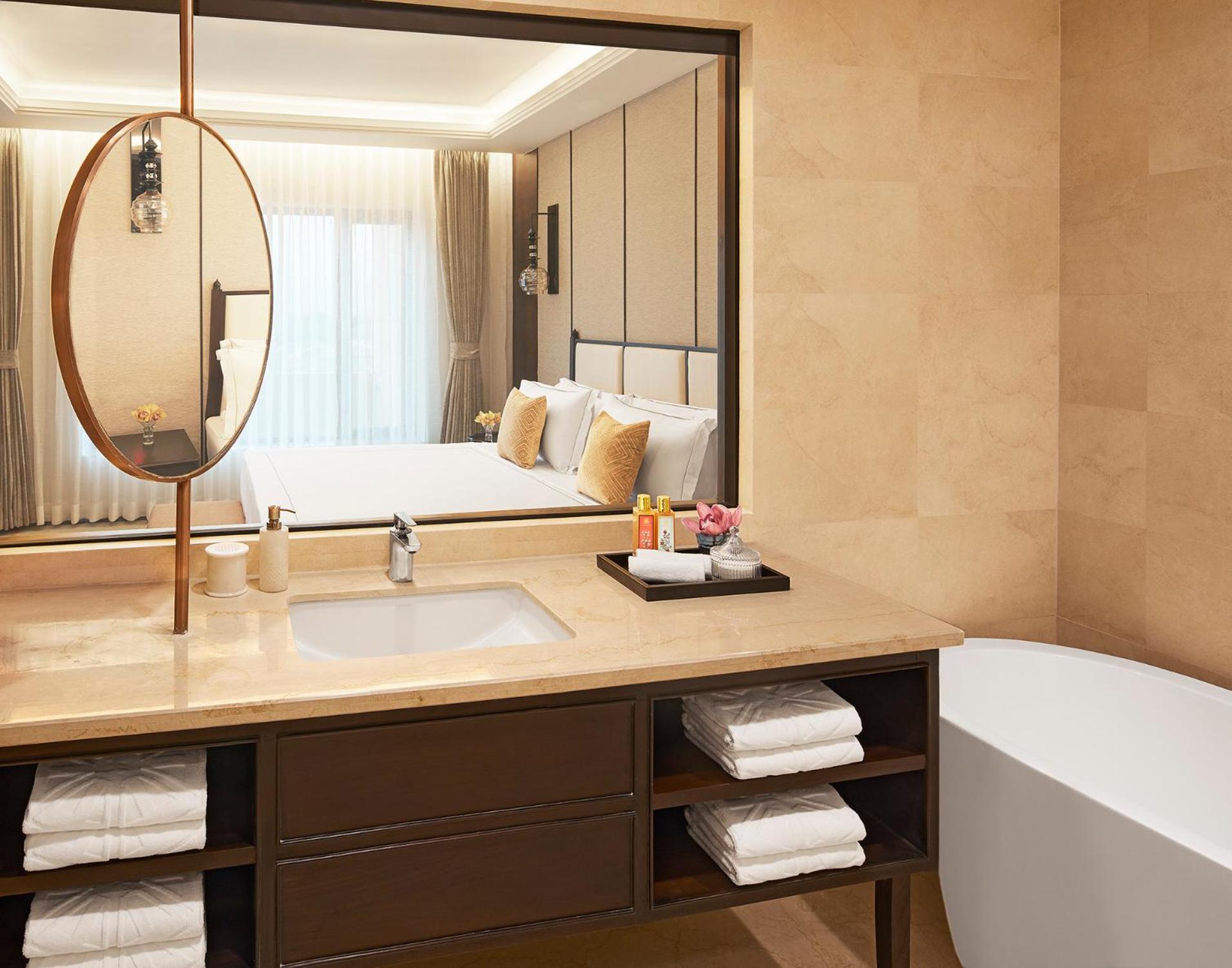 Deluxe Suite - Photo 4