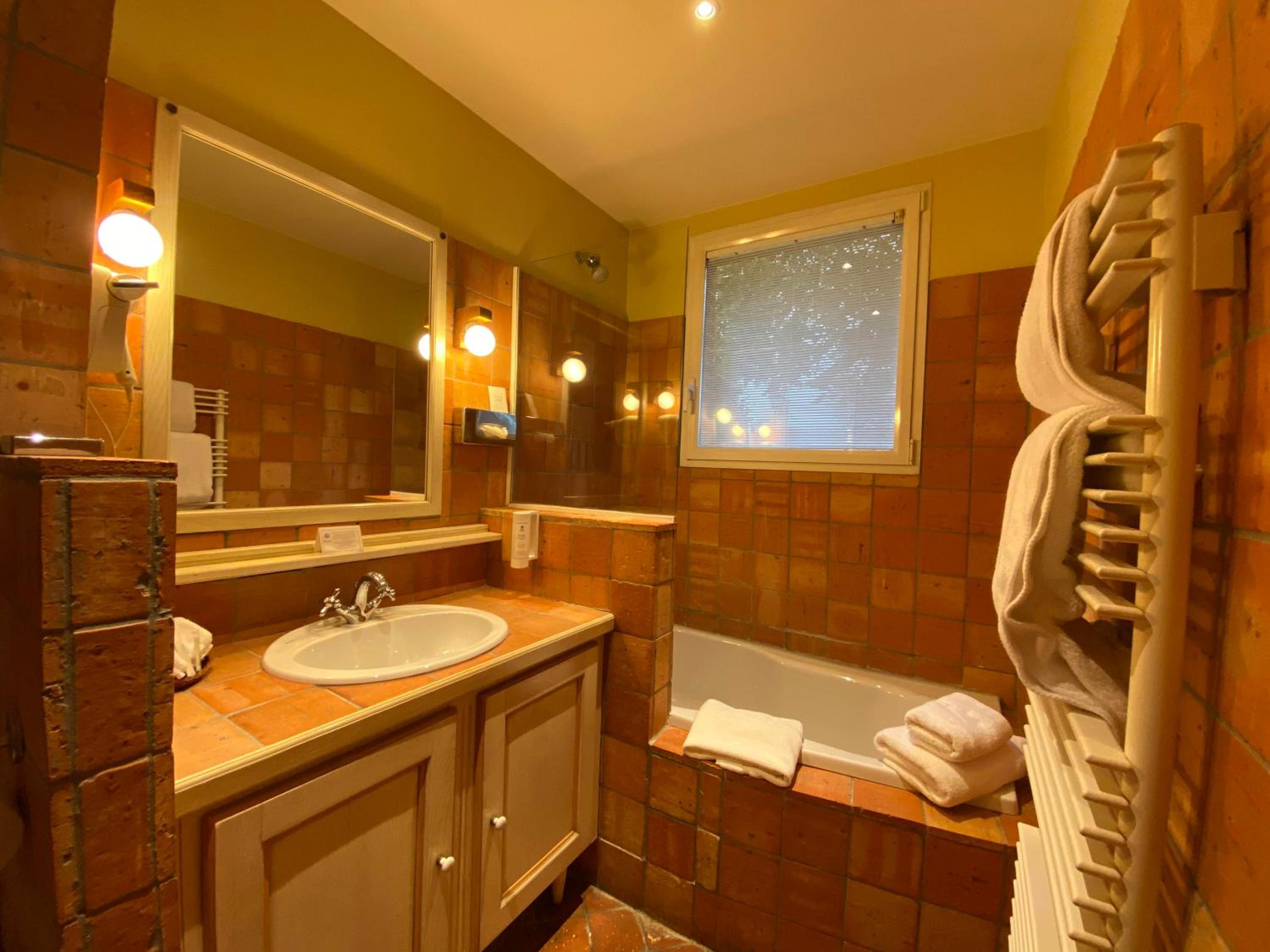 Queen Room - Photo 4