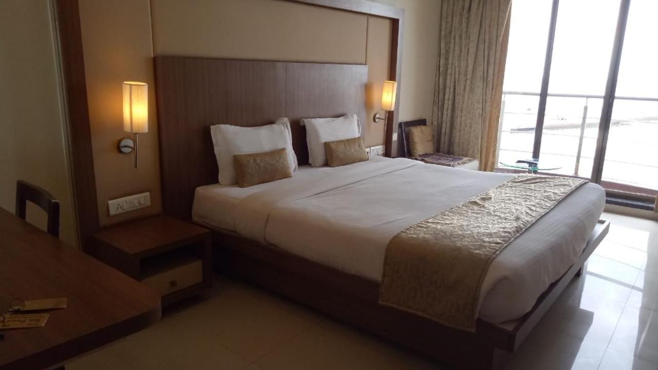 Deluxe Double Room With Sea View