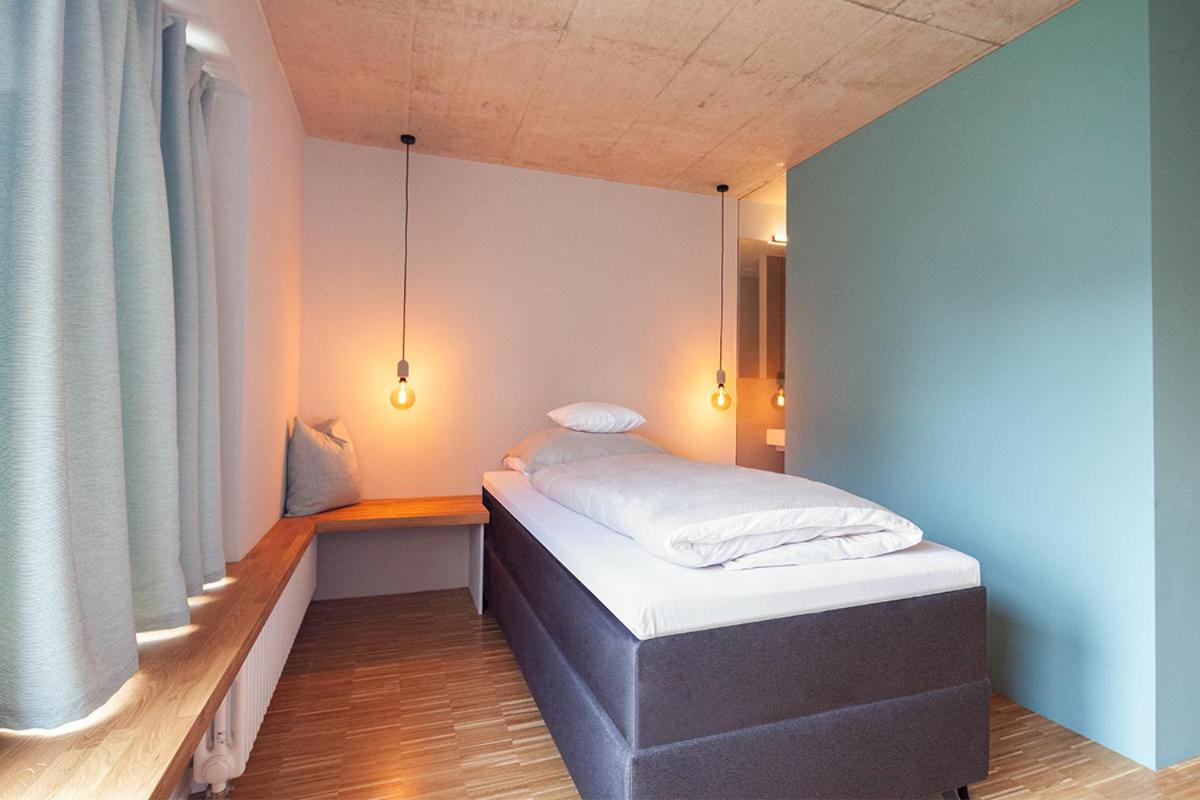 Single Room - Disability Access photo 2