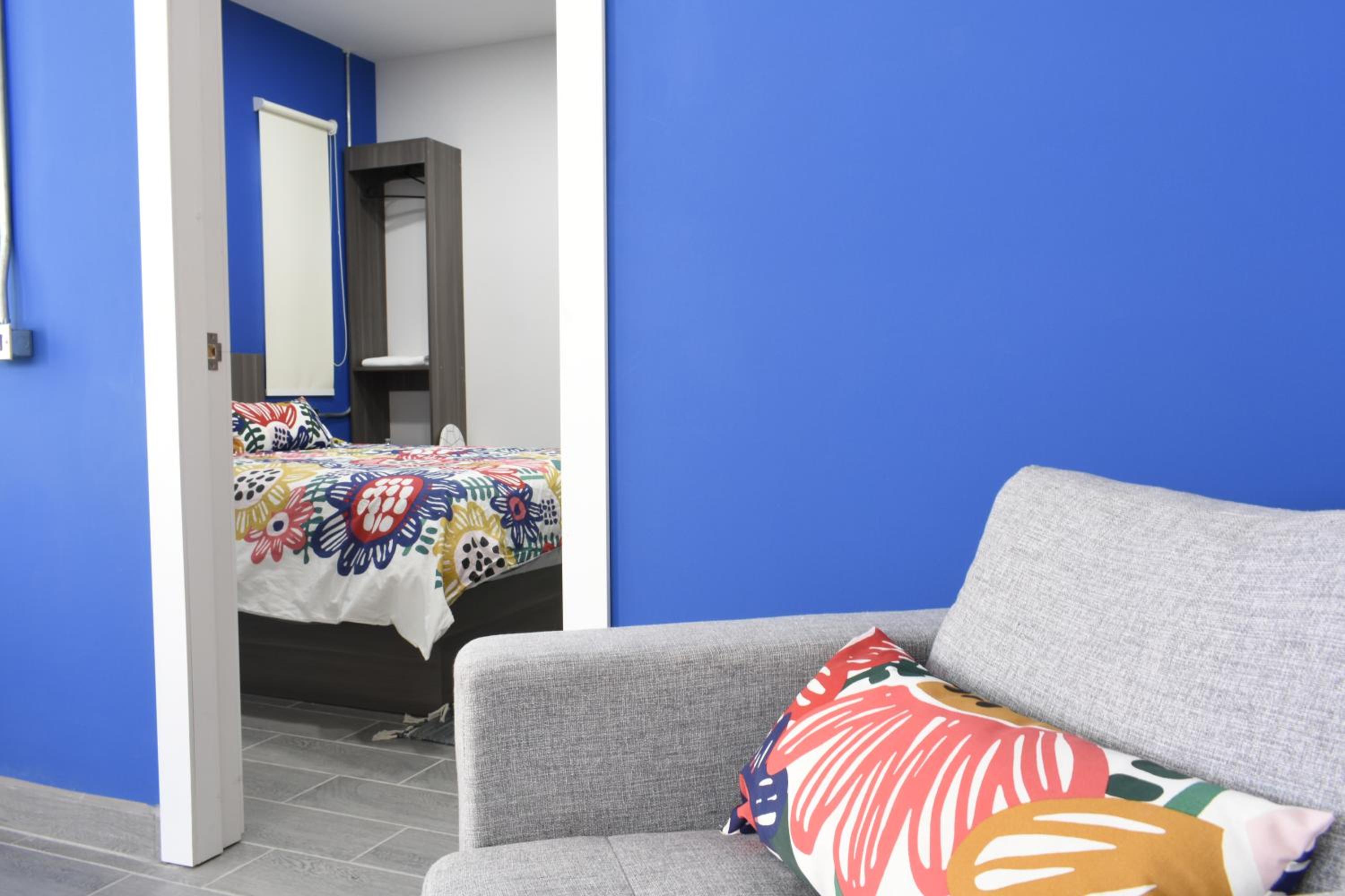 One-Bedroom Apartment - Photo 13