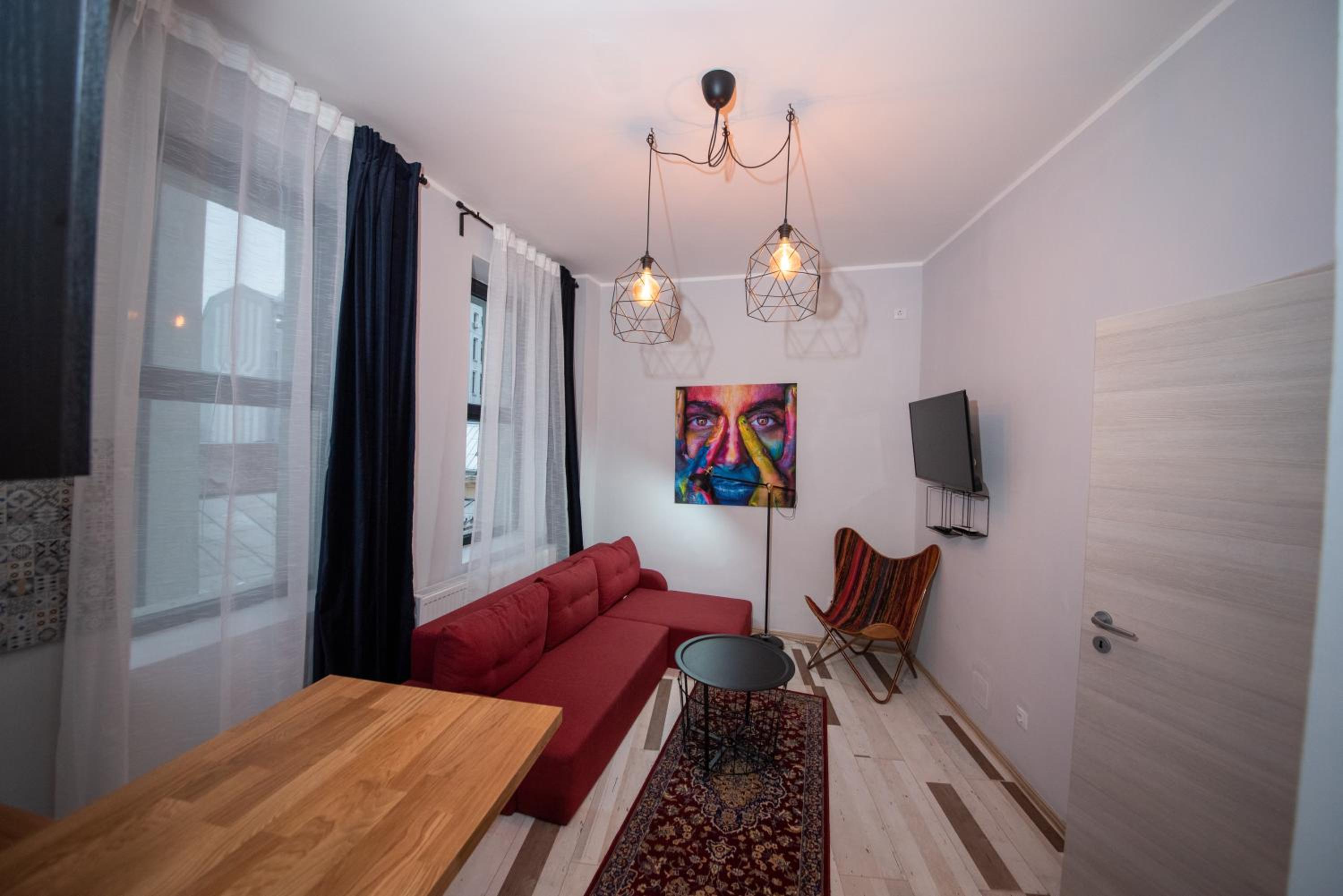 Apartment - Photo 8