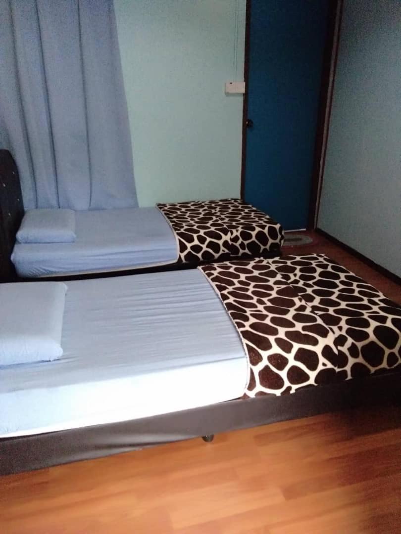 Budget Twin Room photo 2