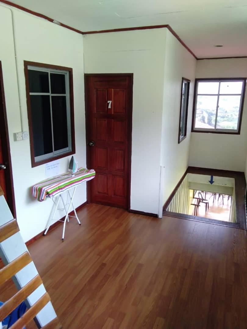 Deluxe King Room photo 1