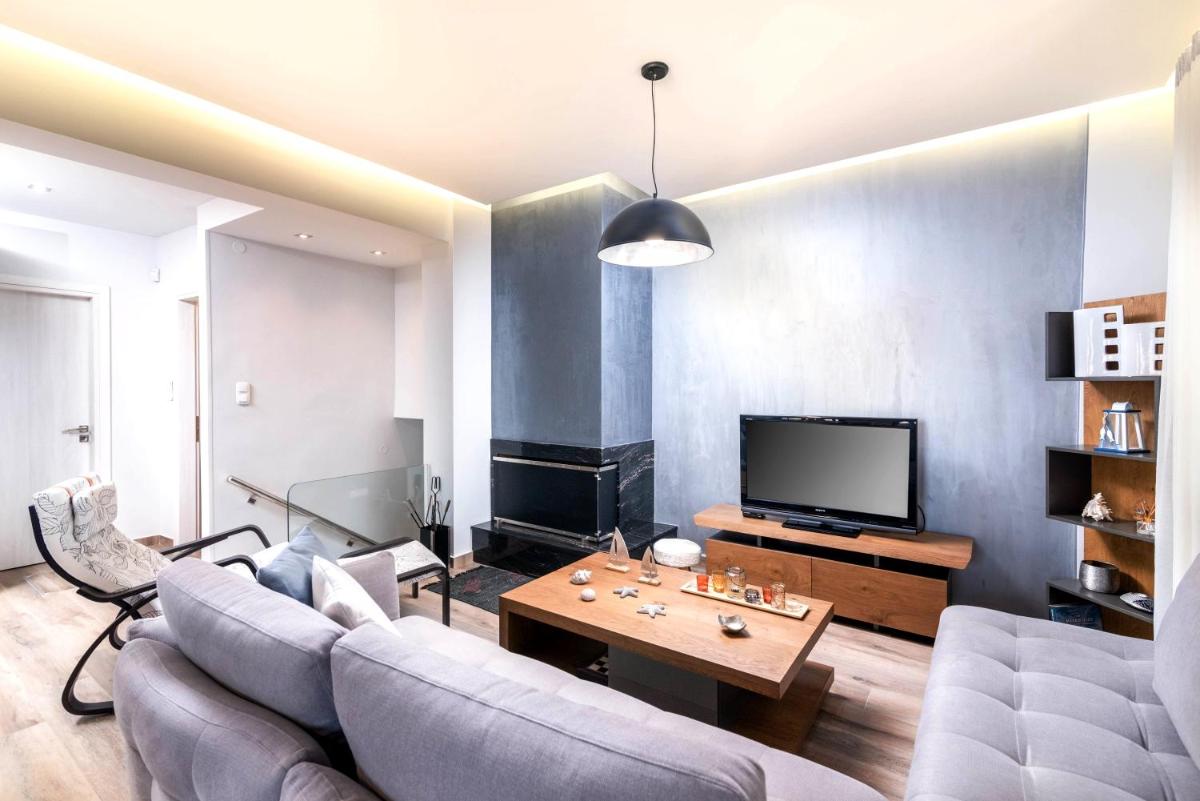 Three-Bedroom Villa photo 2