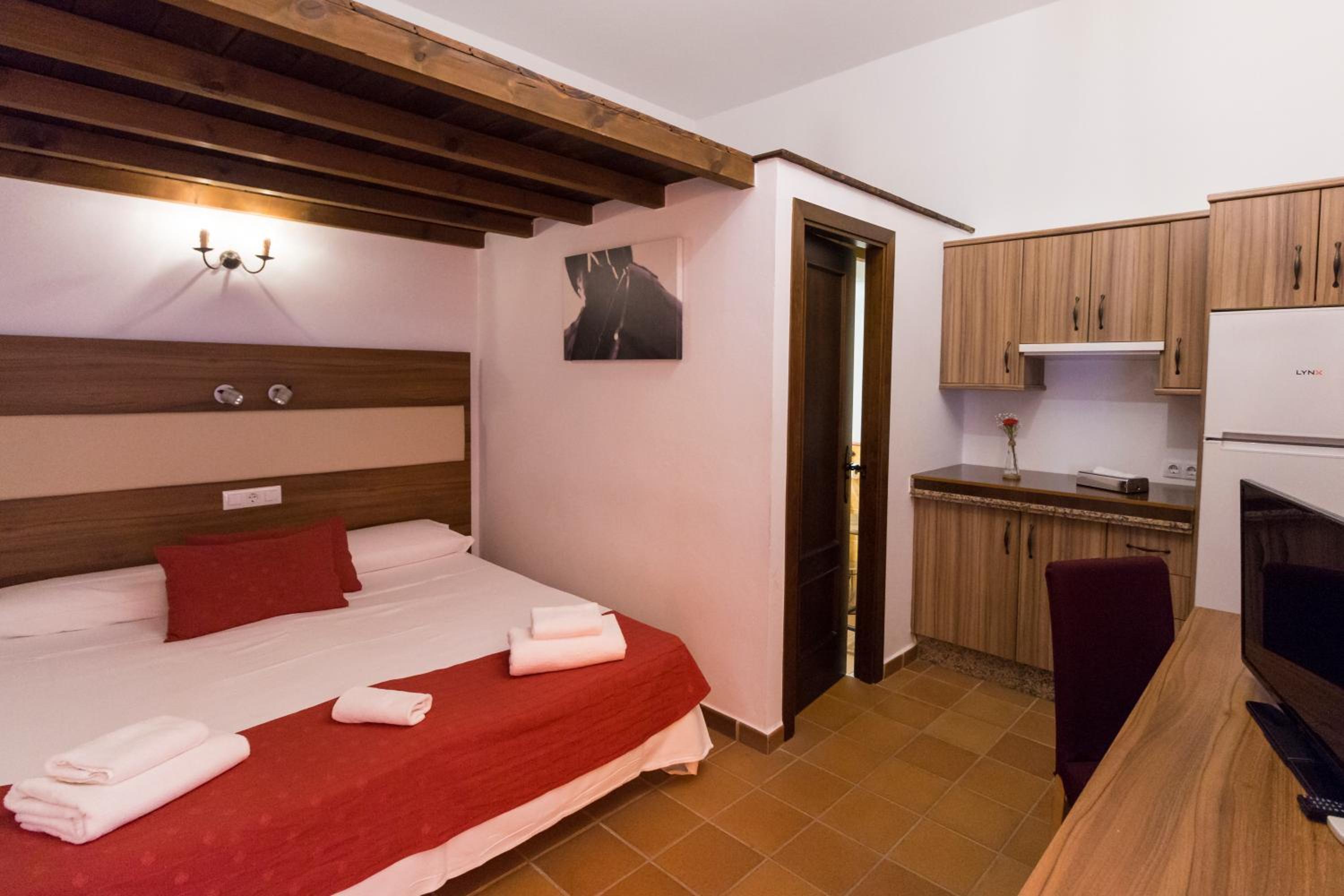 Habitación Doble Estándar o con Dos Camas Individuales.