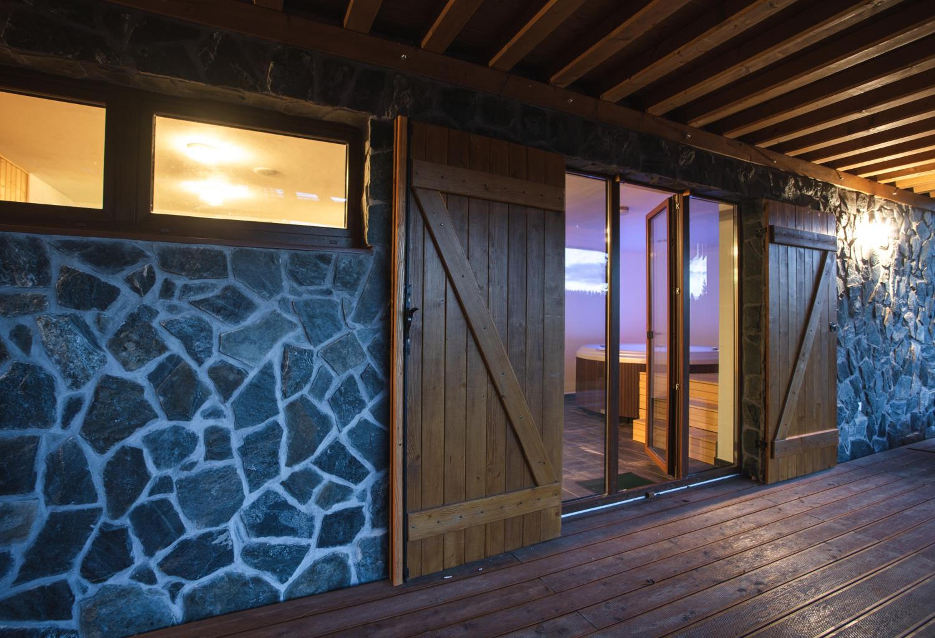 Villa - Photo 8