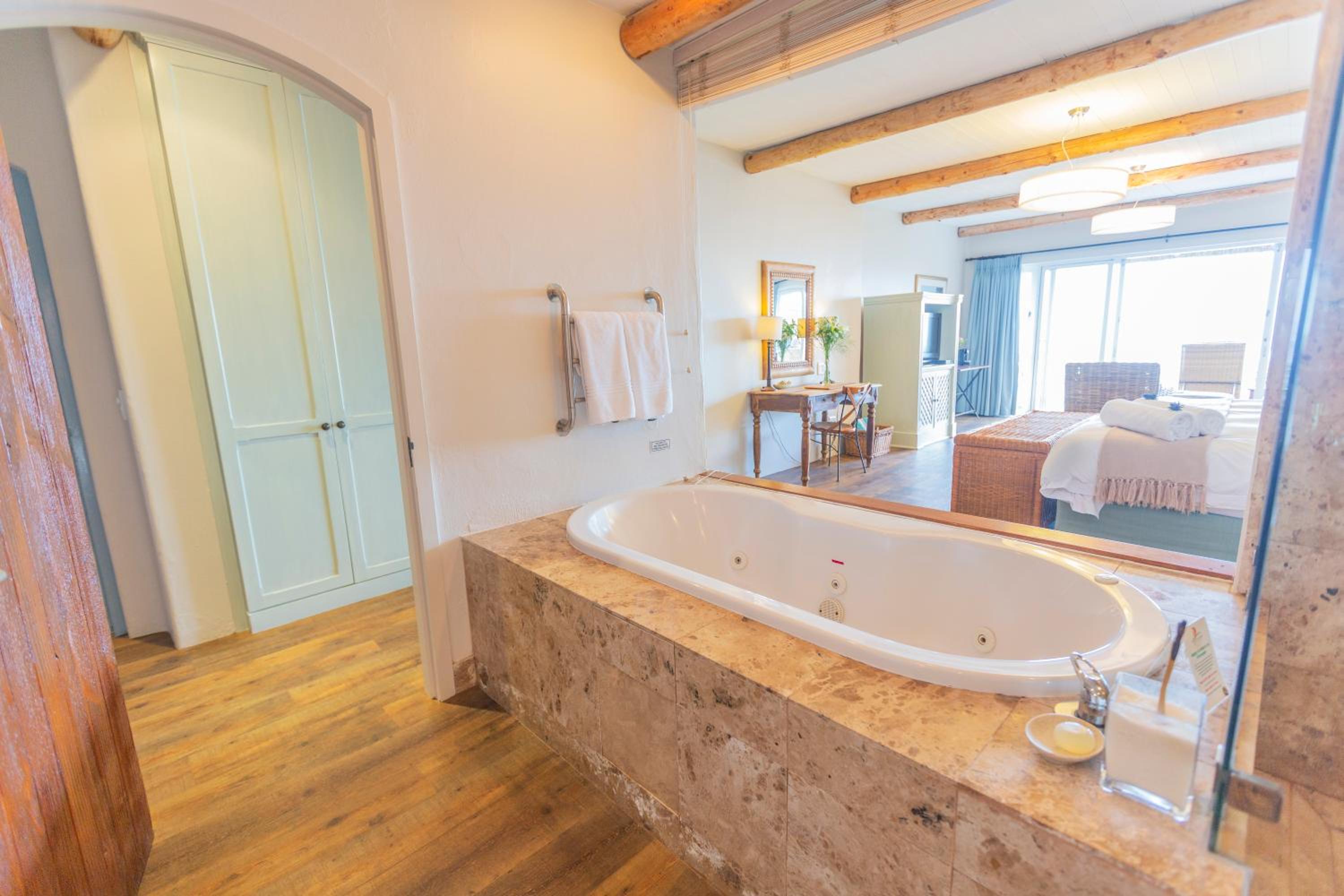 Luxury Double Room with Sea View - Ground Floor - Photo 7