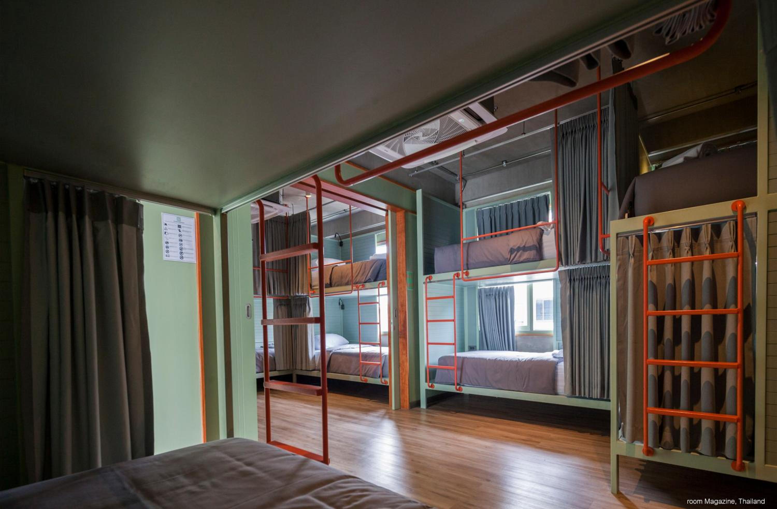 Mixed Dormitory Room