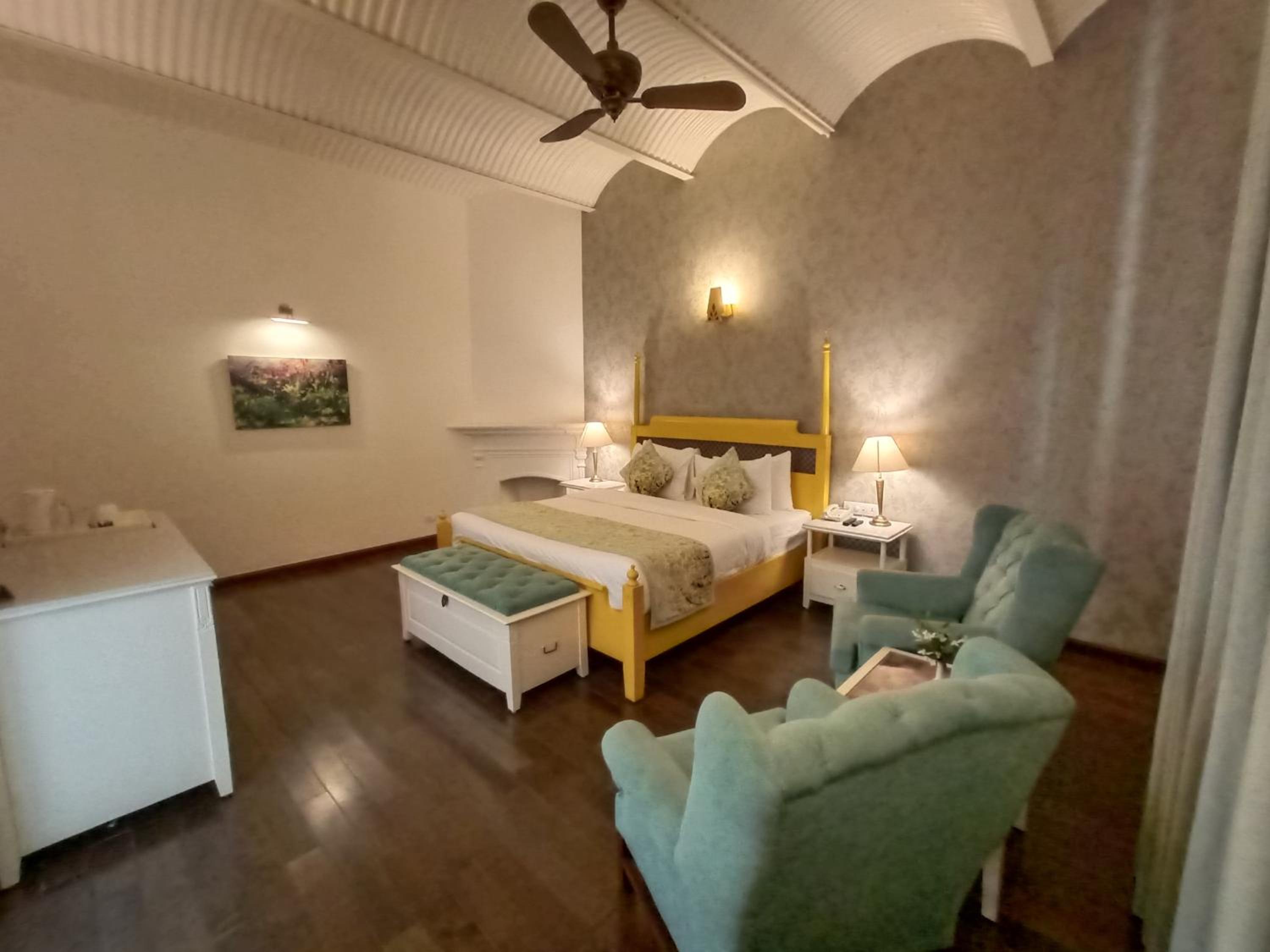 Double Room with Garden View - Photo 3