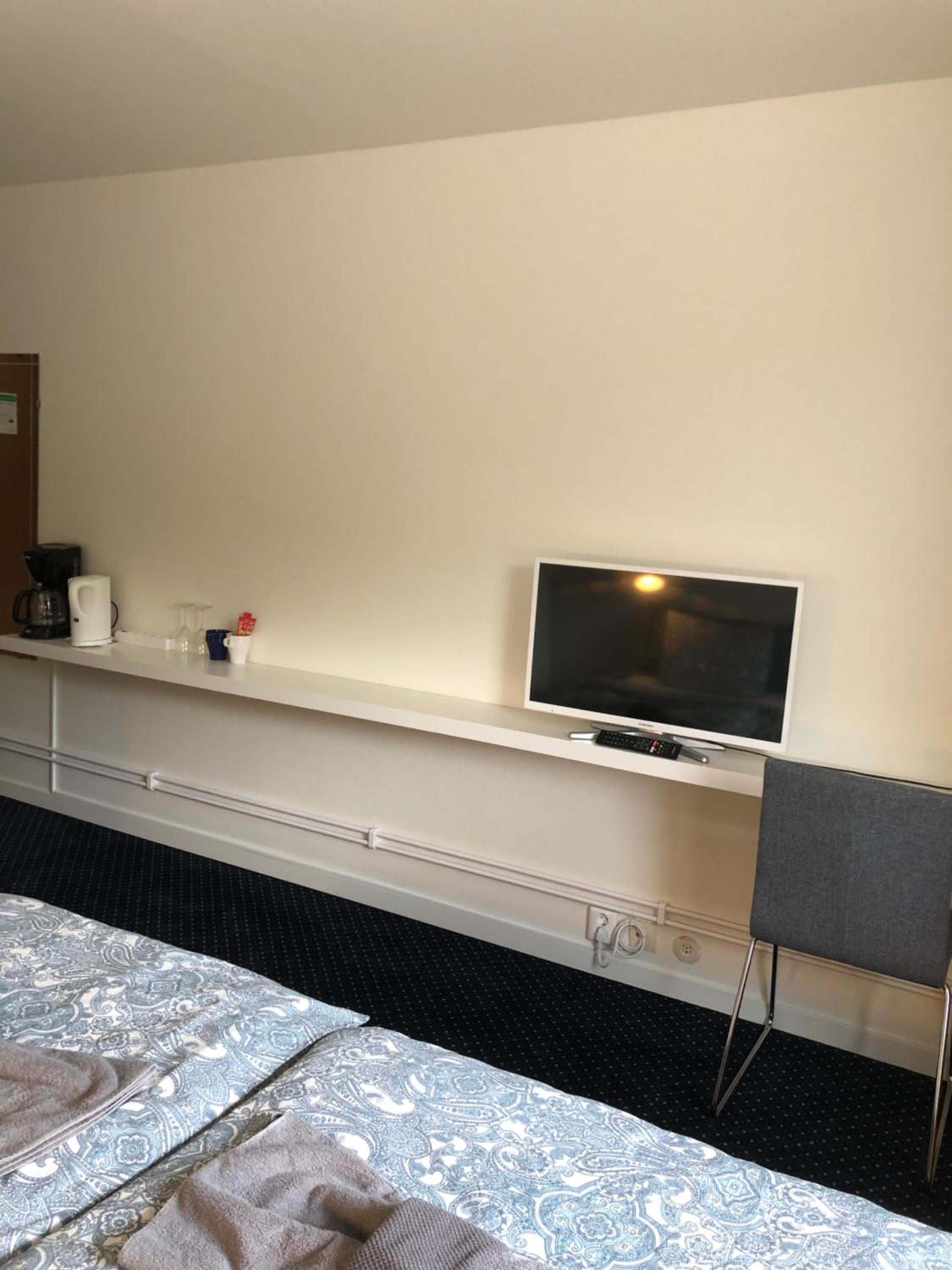 Double or Twin Room - Photo 2