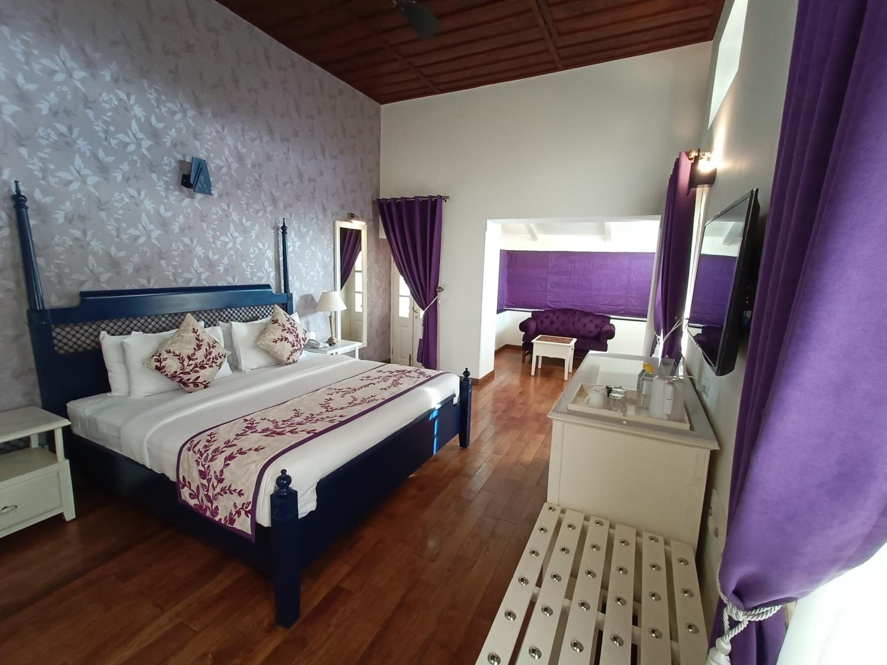 Double Room with Garden View - Photo 11