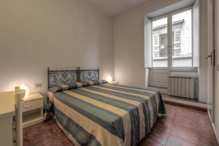 Double Or Twin Room With Shared Bathroom photo 1