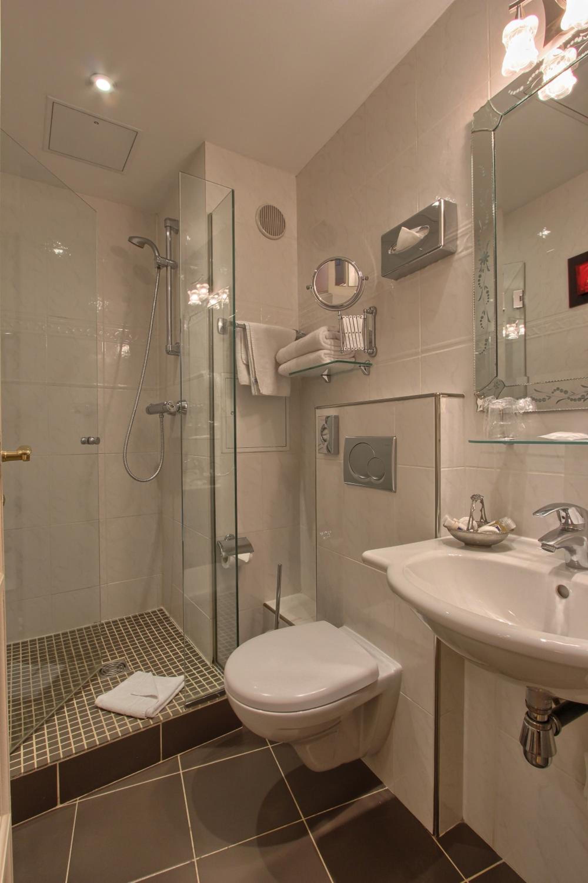 Superior Twin Room photo 2