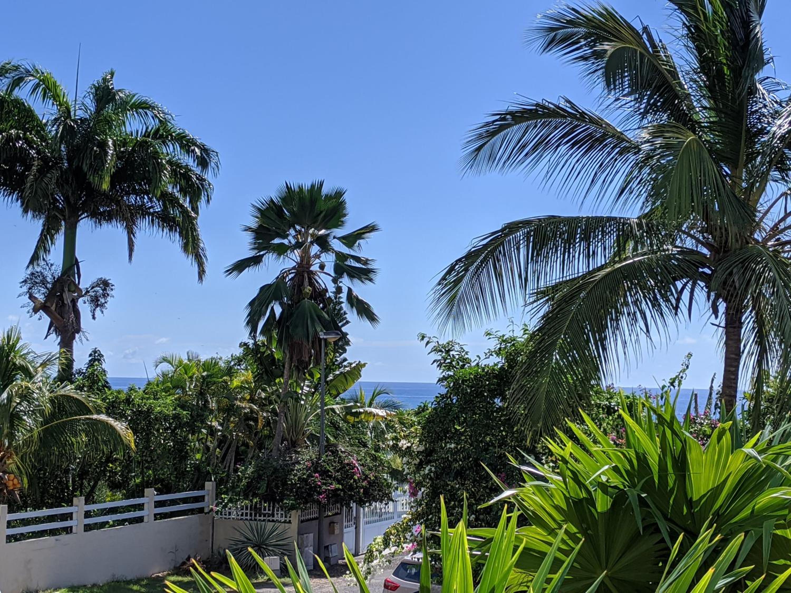 Deluxe Double Room with Balcony and Sea View - Photo 27