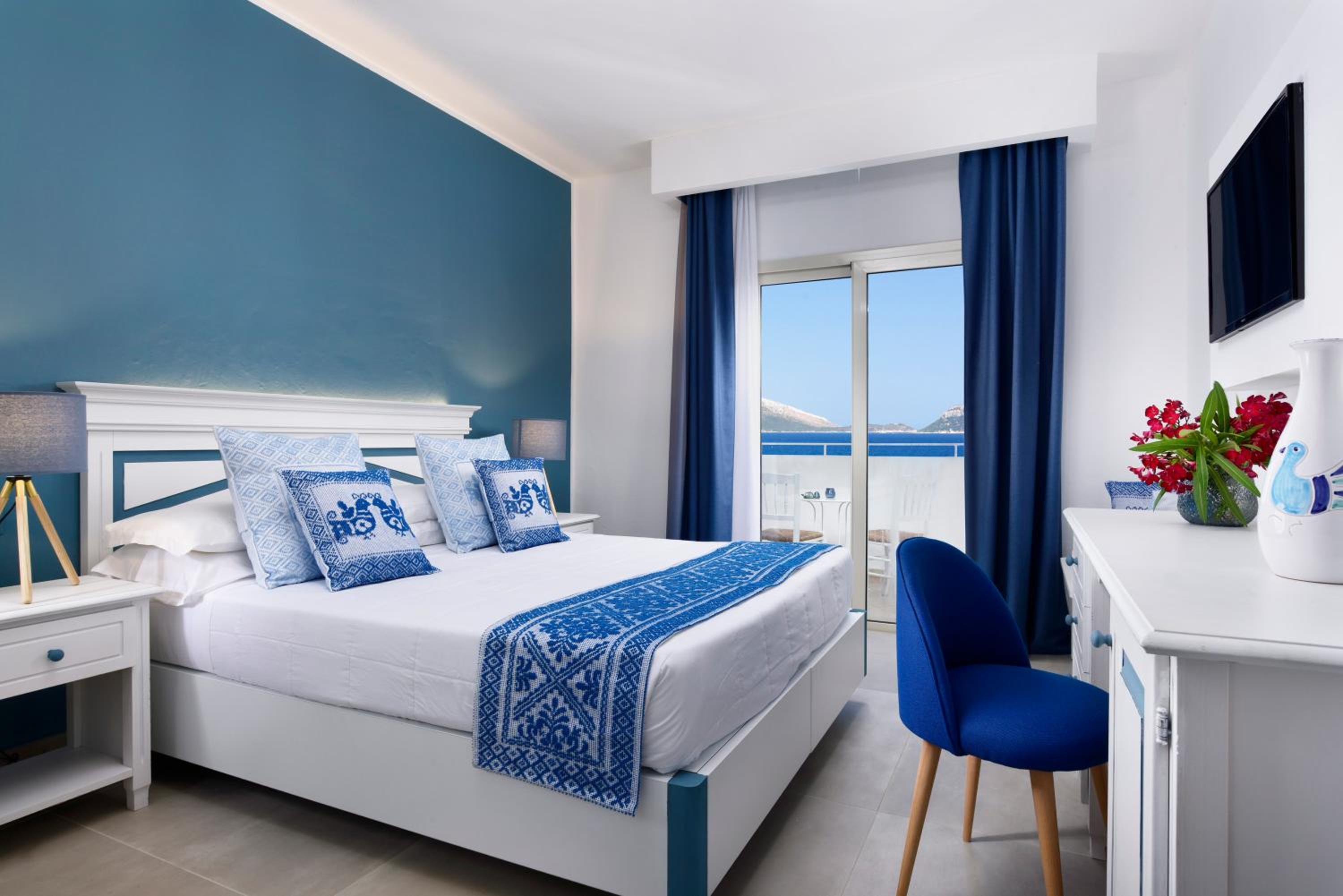 Deluxe Double Room with Sea View
