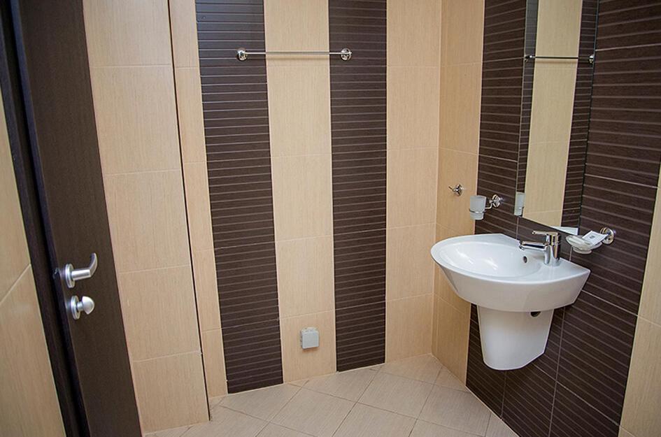 Twin Room with Balcony photo 3