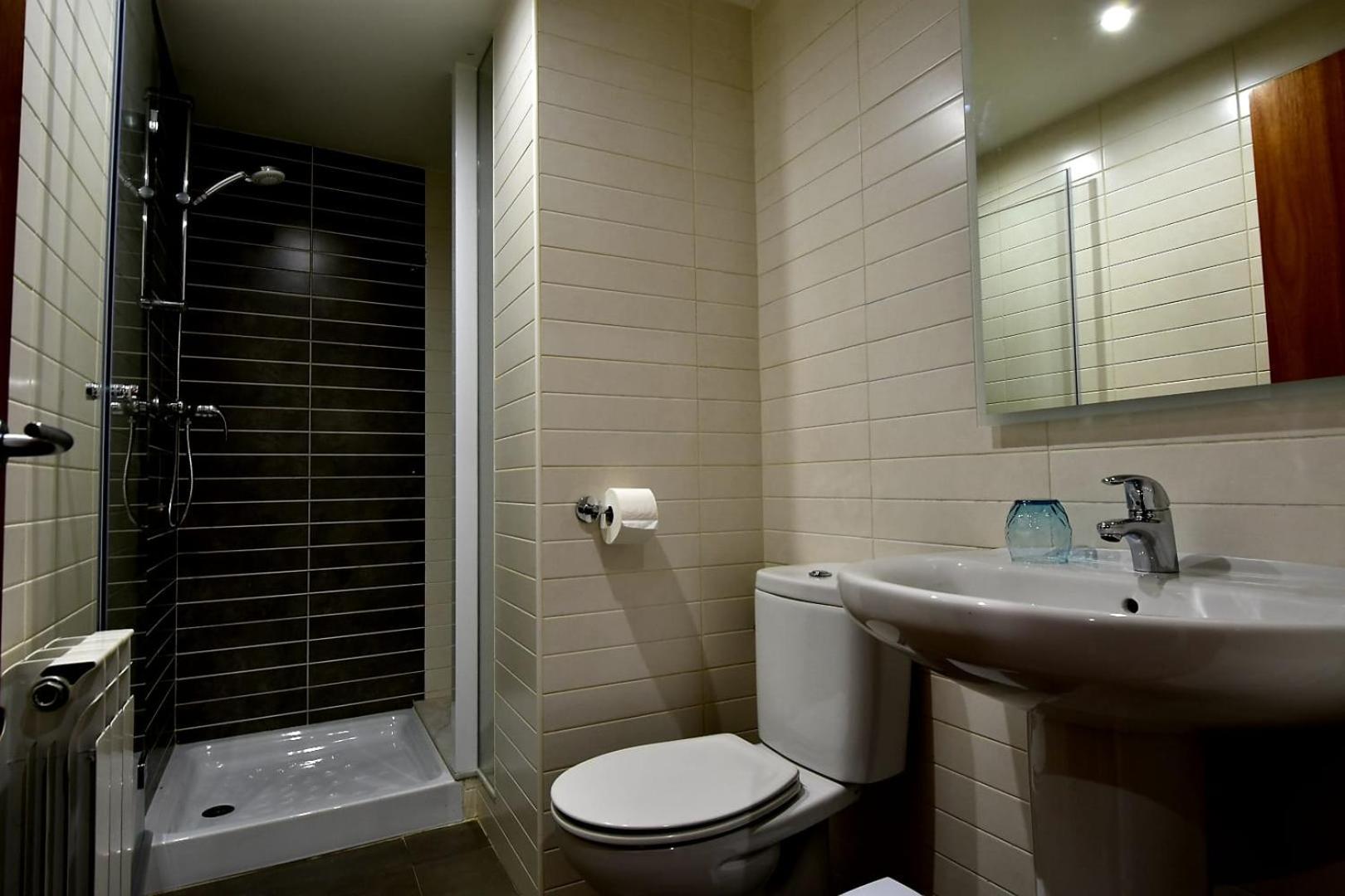 Three-Bedroom Apartment photo 2