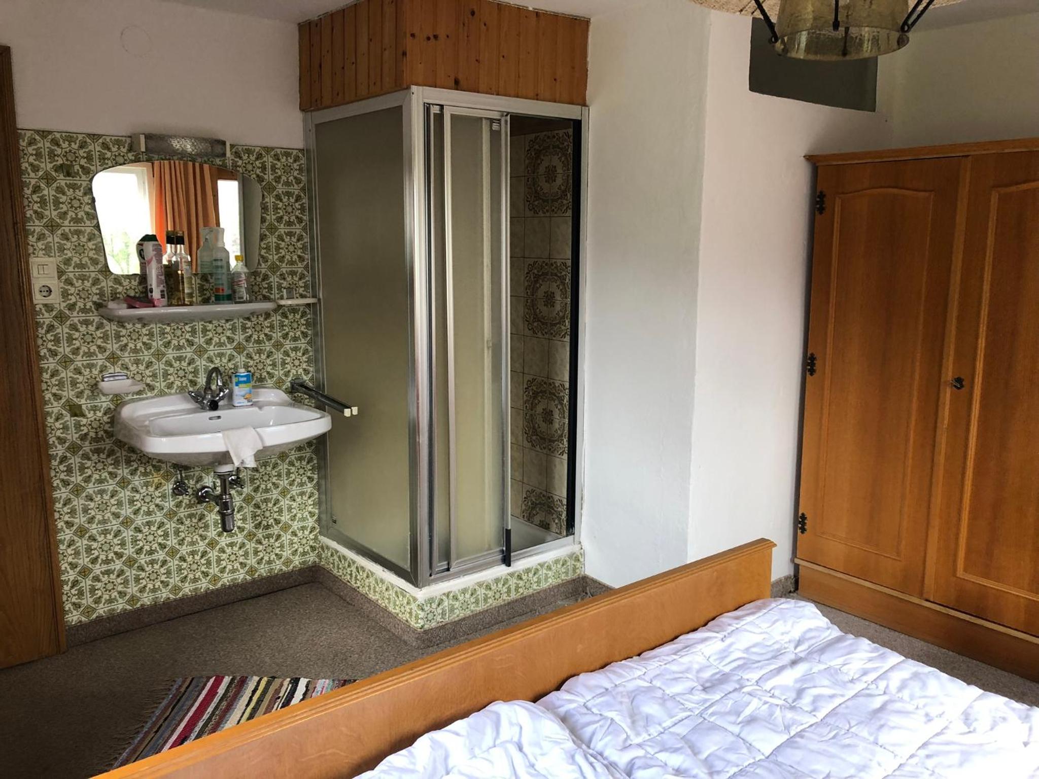 Budget Double Room photo 3