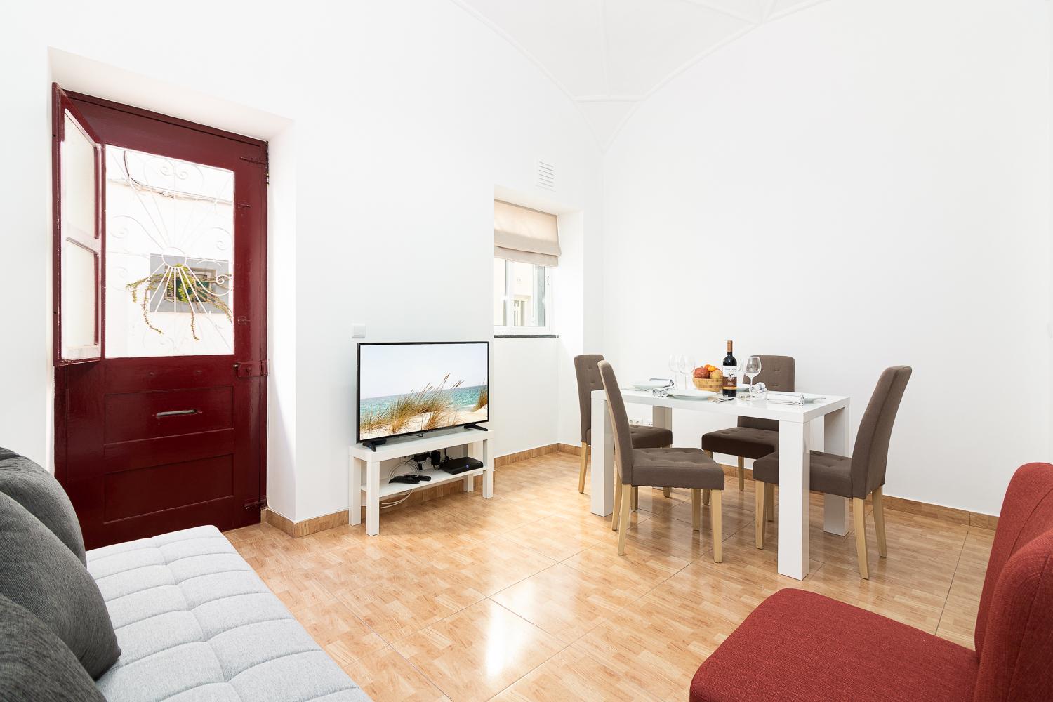 Two-Bedroom House photo 3