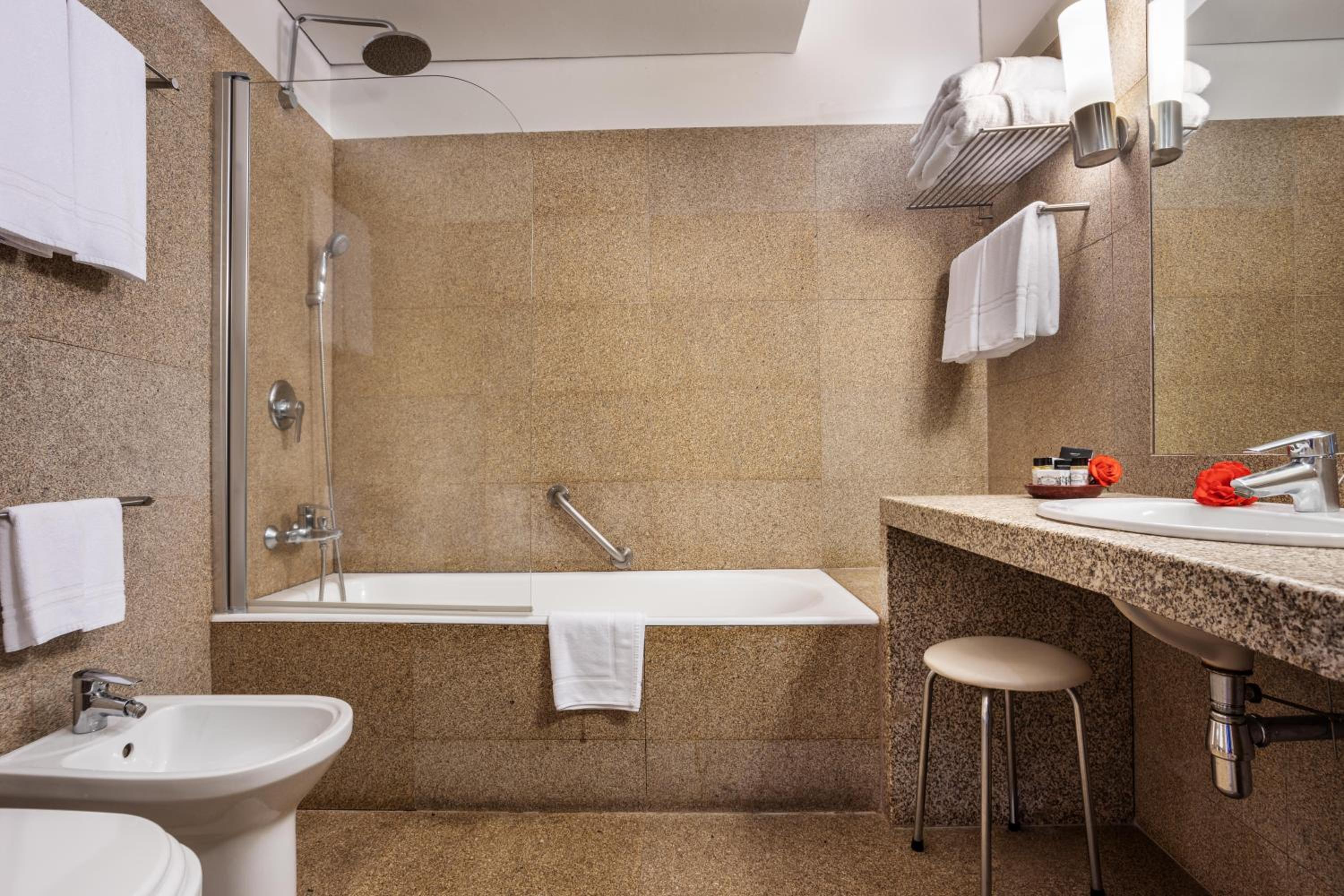 Classic Double or Twin Room