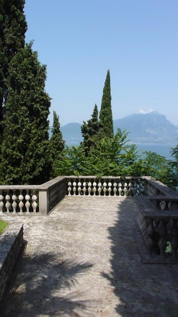 Double Room with Lake View photo 2