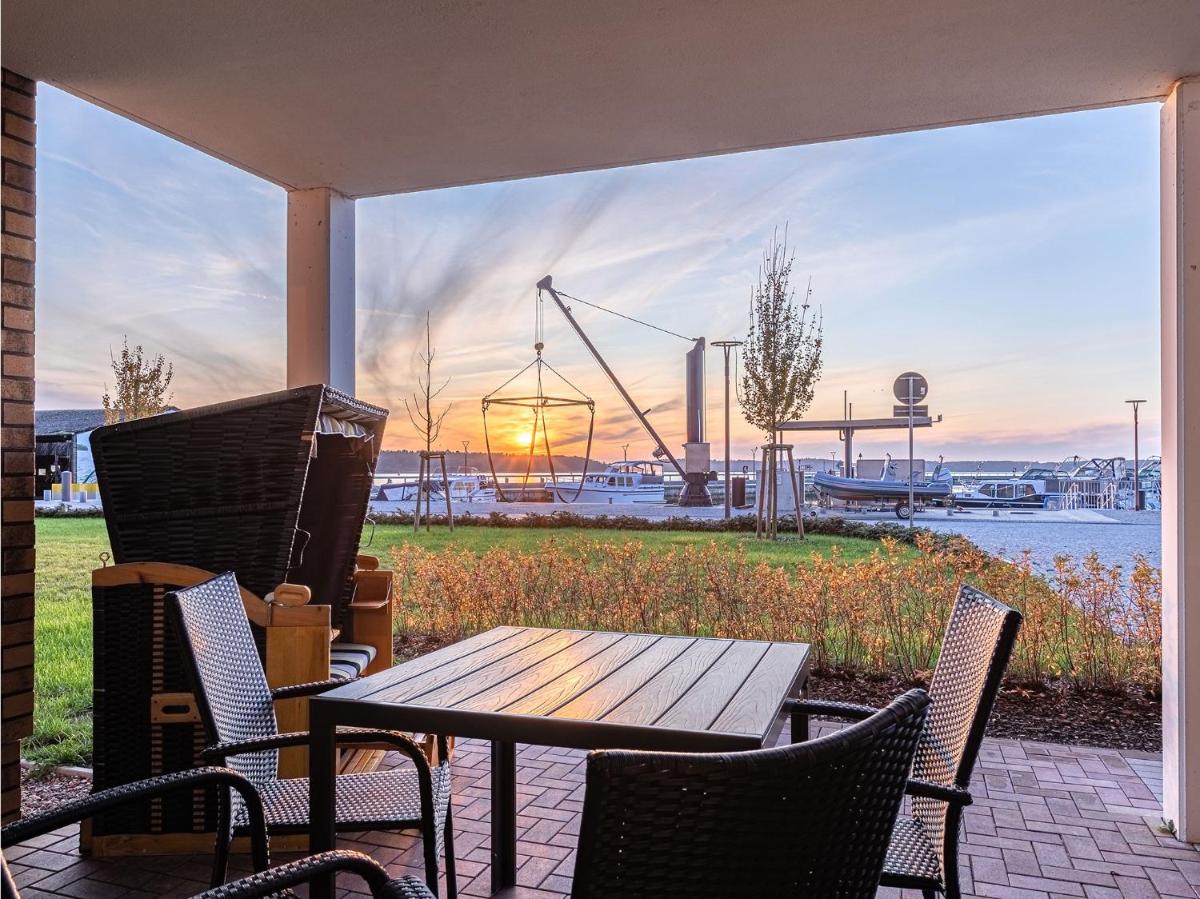 Apartment 06 with Lake View 5*****