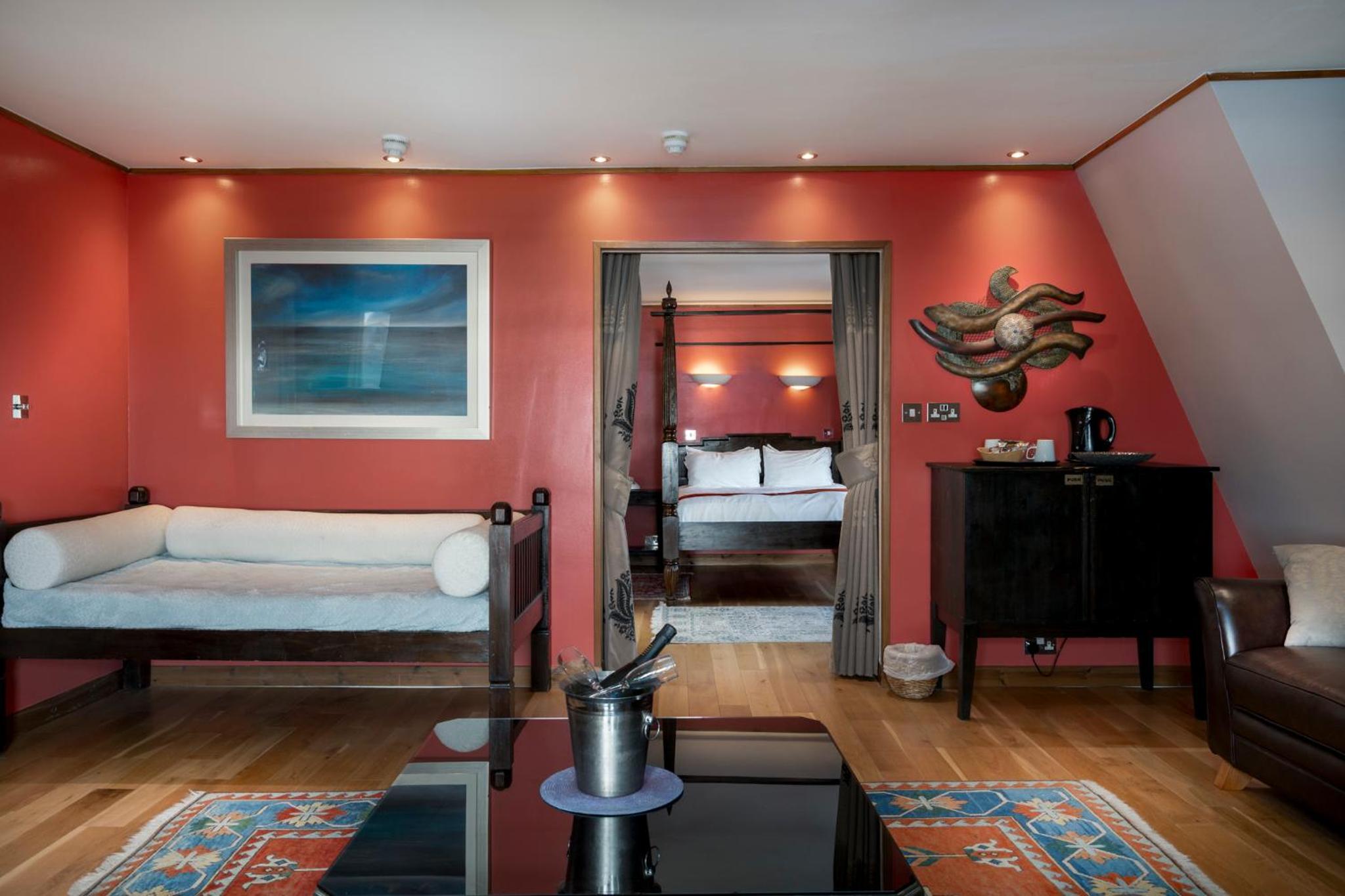 Penthouse Suite photo 2