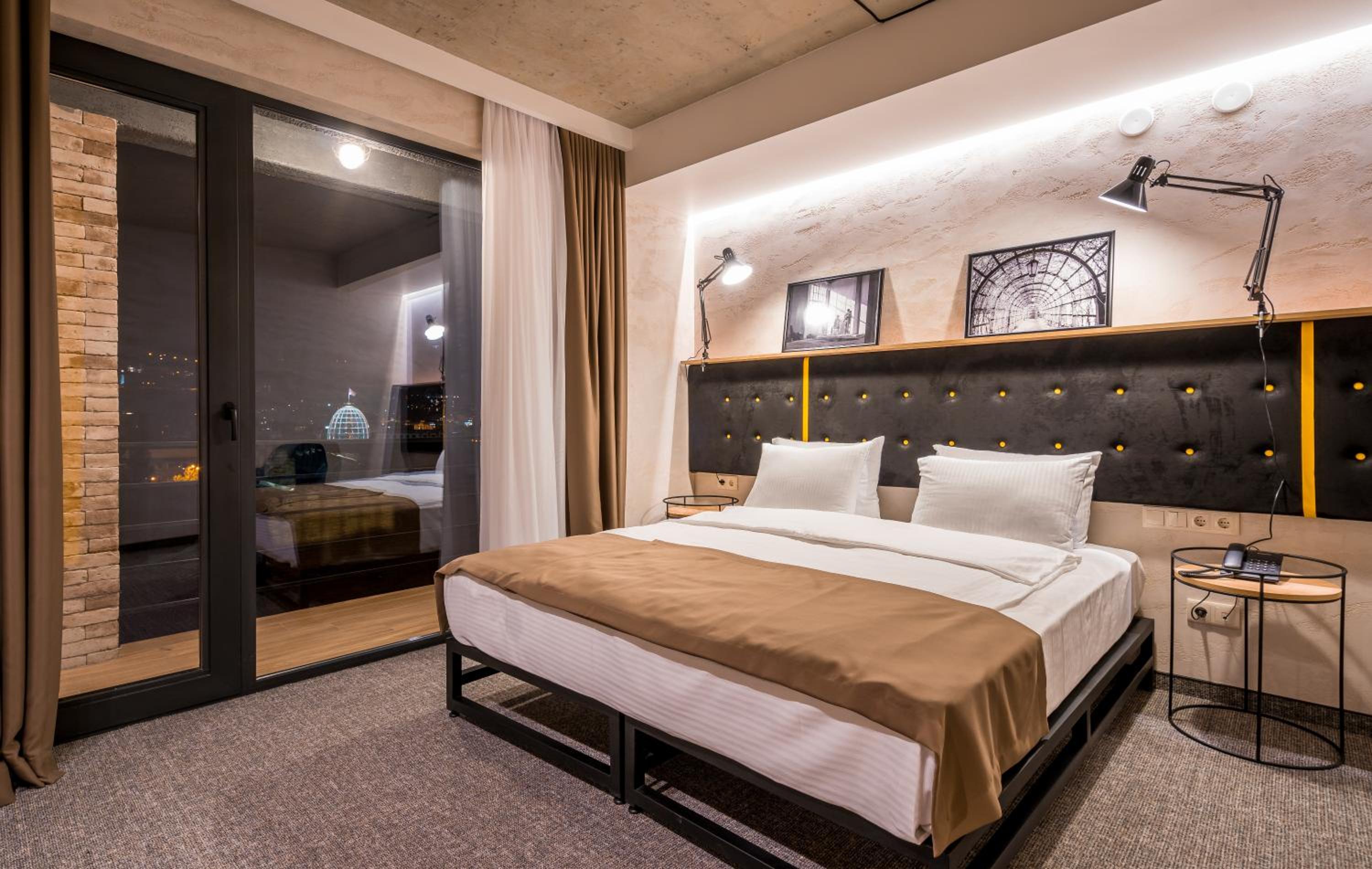 Deluxe Double or Twin Room with Balcony