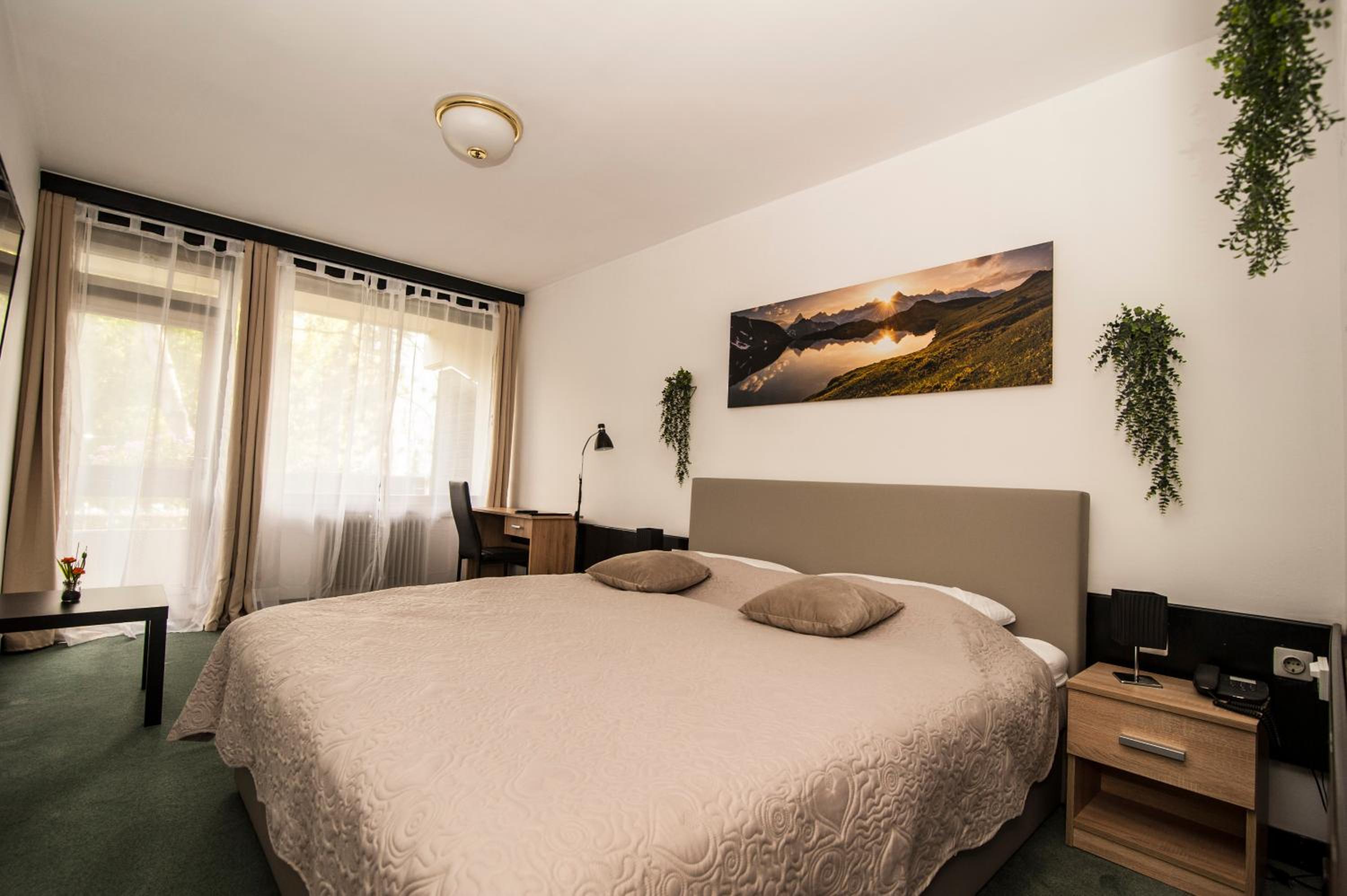 Queen Room with Balcony