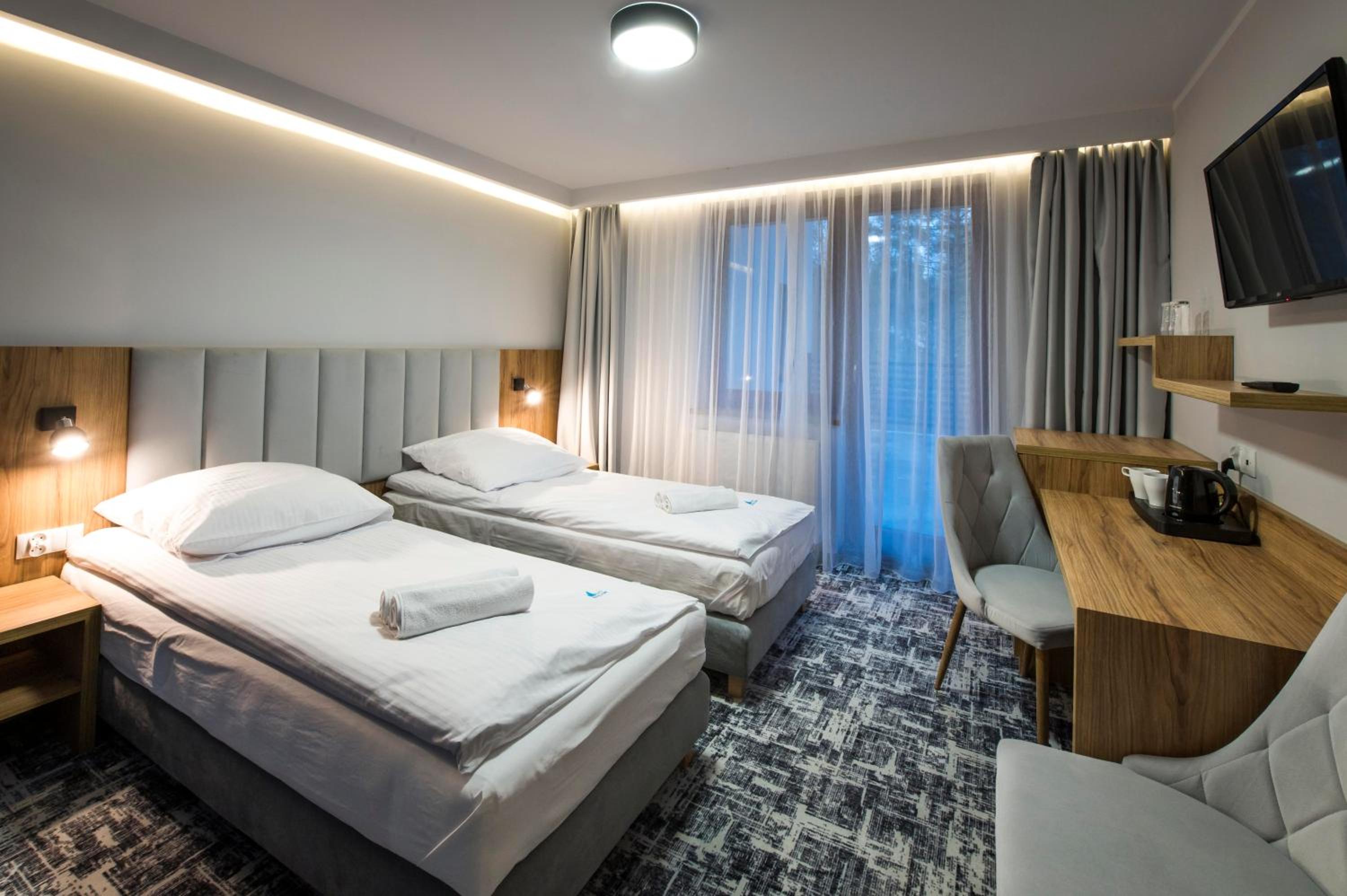 Deluxe Double or Twin Room with Balcony - Photo 1