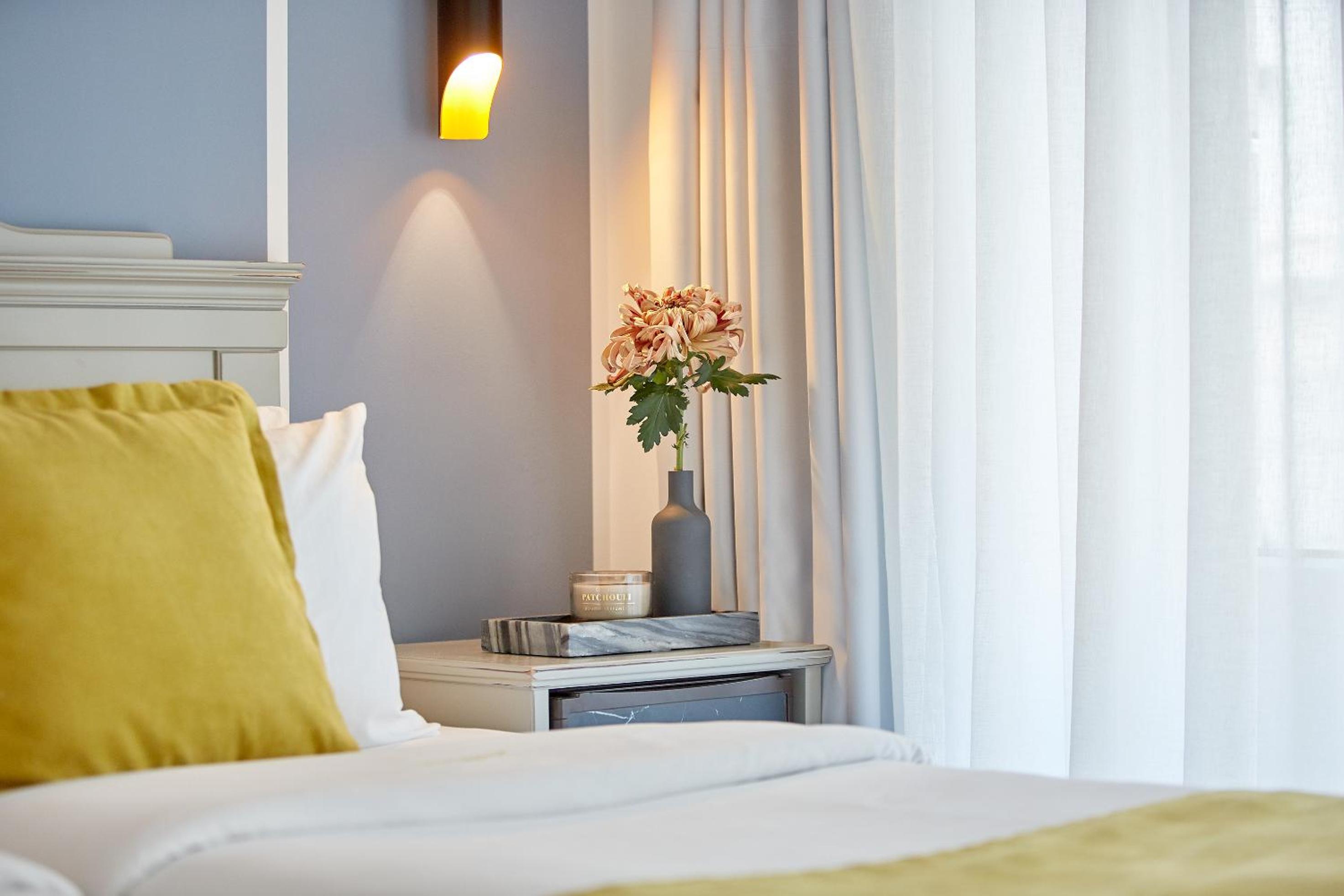 Double or Twin Room - Photo 2