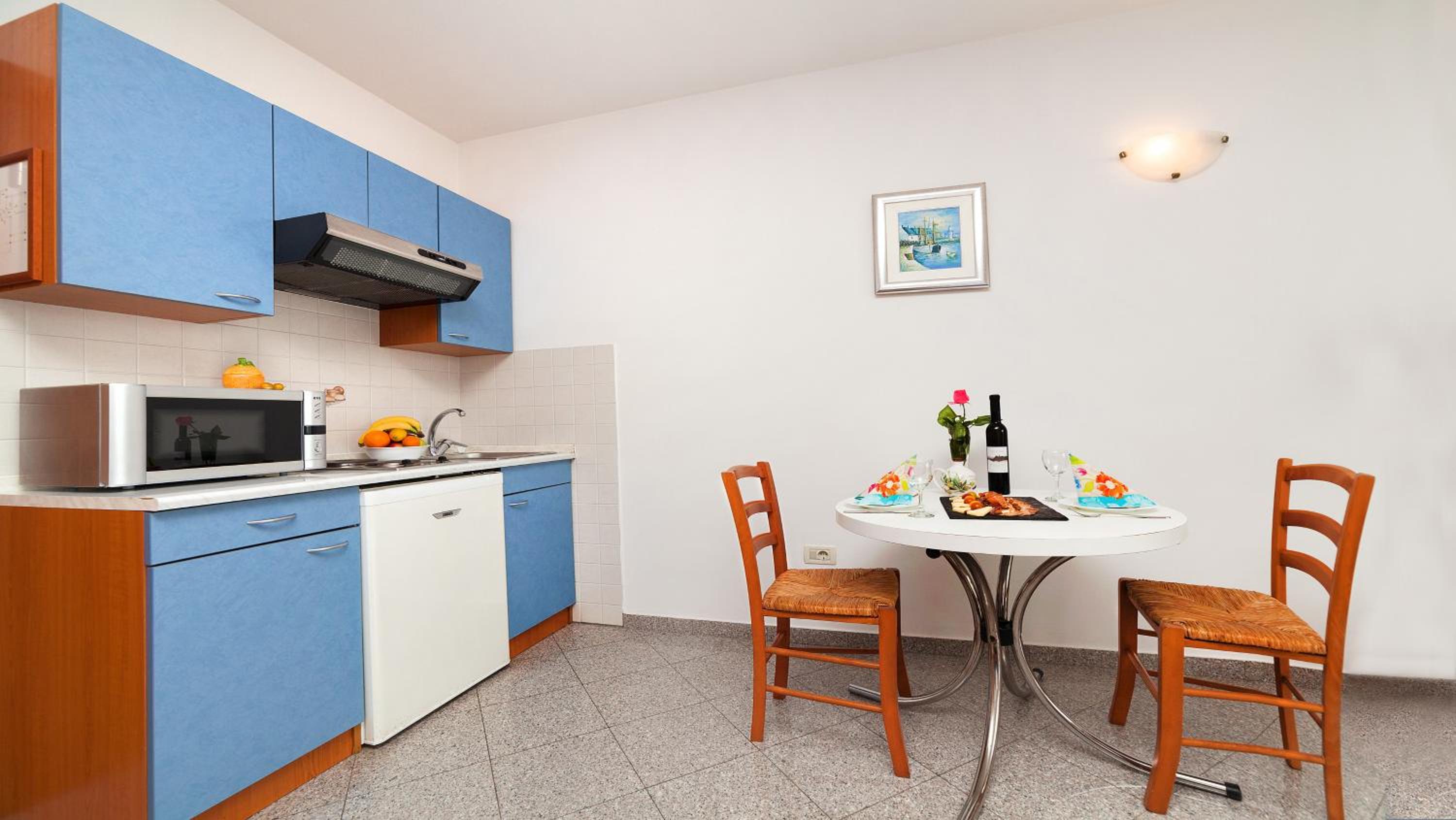 Studio with Sea View and Balcony photo 3